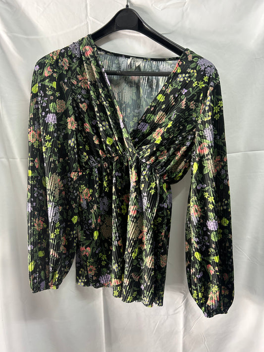 Ladies Maternity Top - Size 10 - Floral