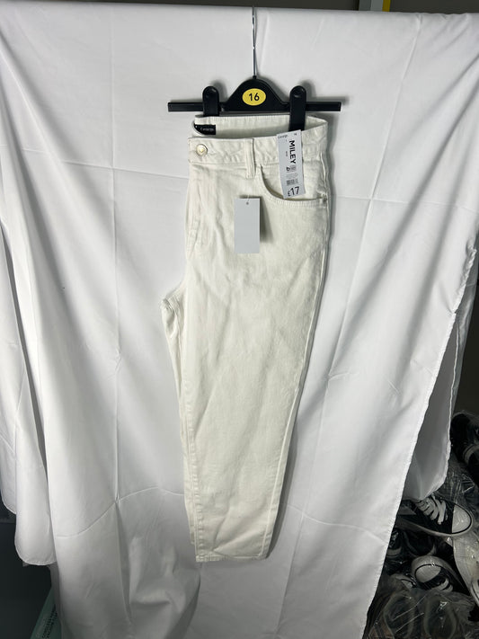Ladies size 16 - white mom jeans George@Asda