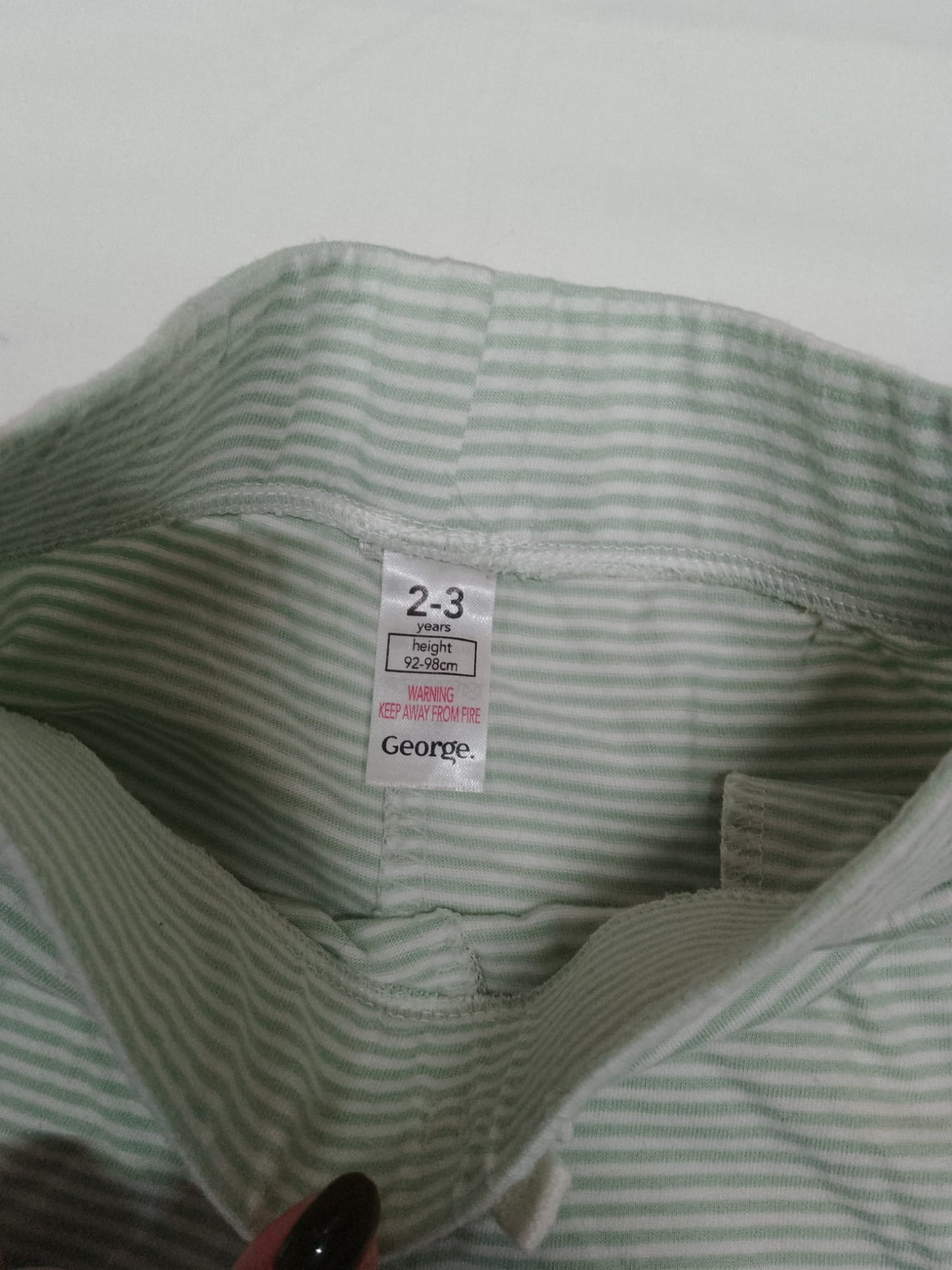 Kids Age 2-3 years Pale Green and White Shorts