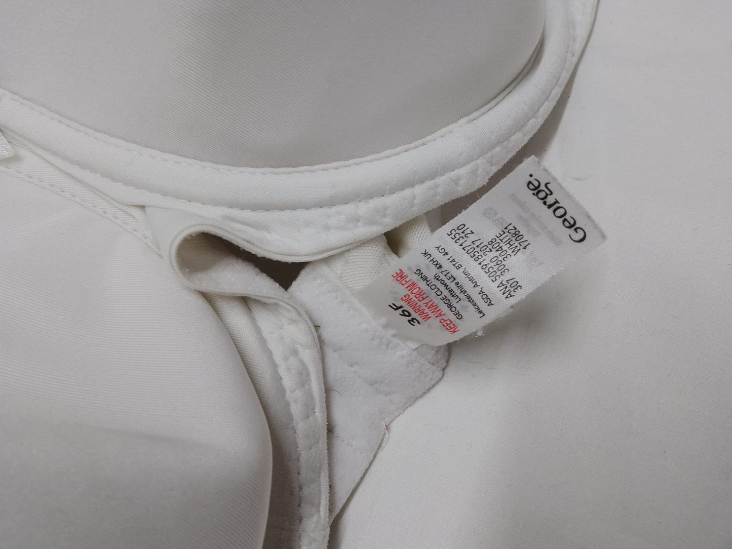 Ladies White Bra 36F