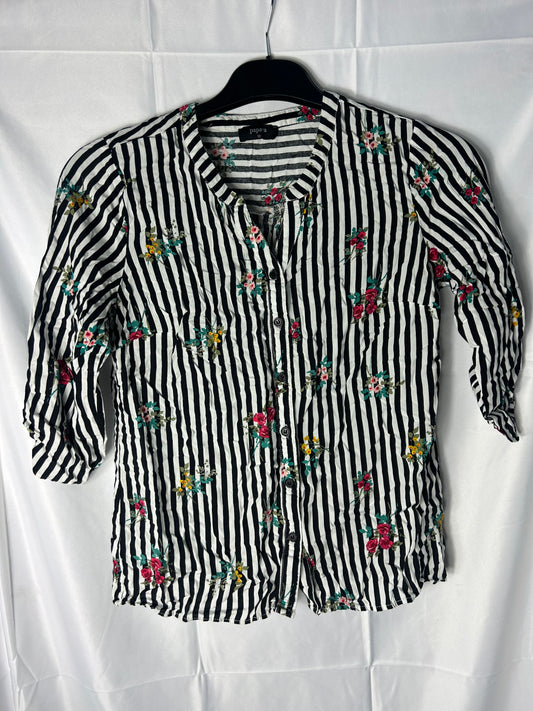 Ladies size 10 - Papaya black and white and floral top