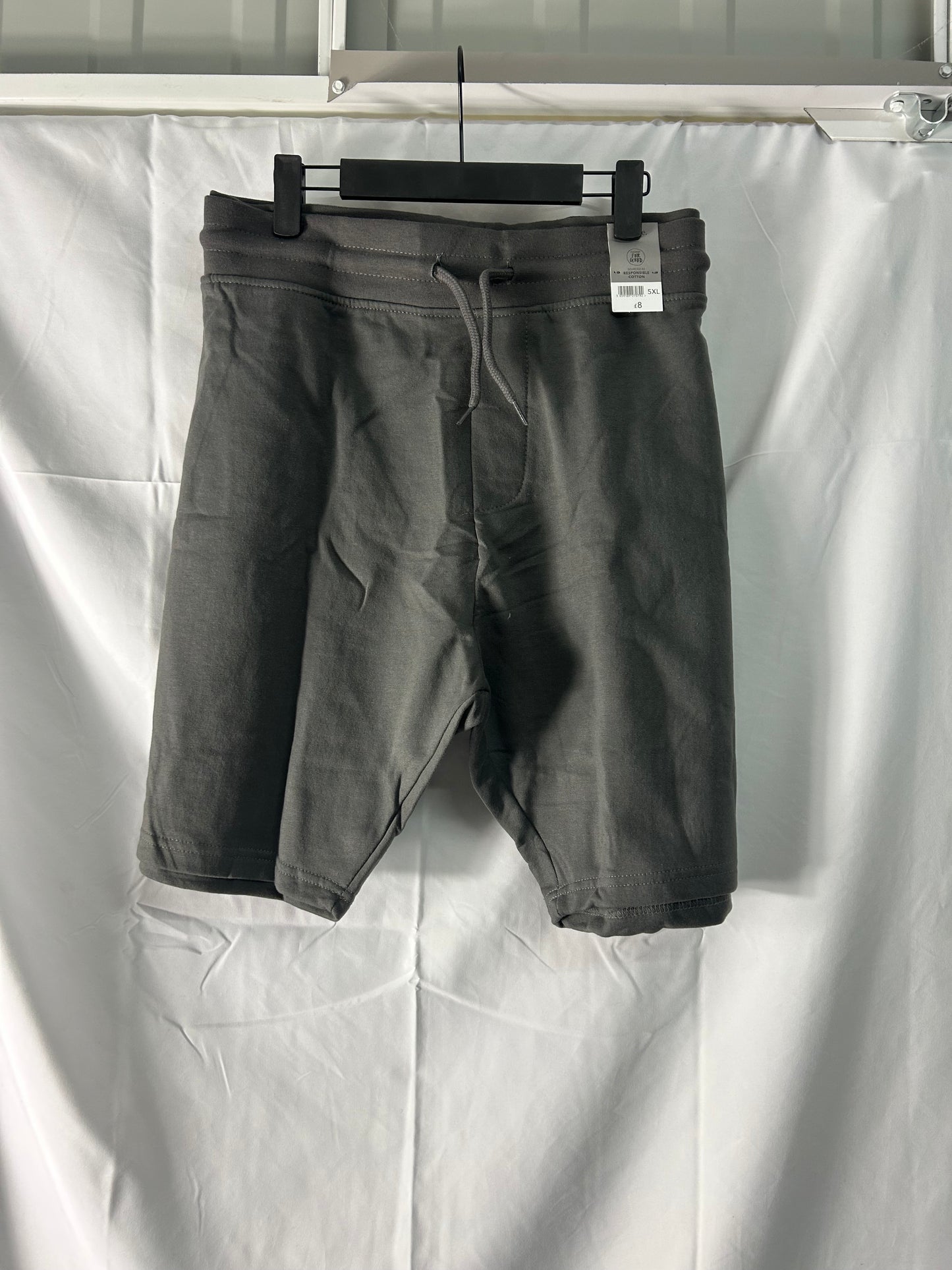 Men’s size 5XL - shorts George@Asda