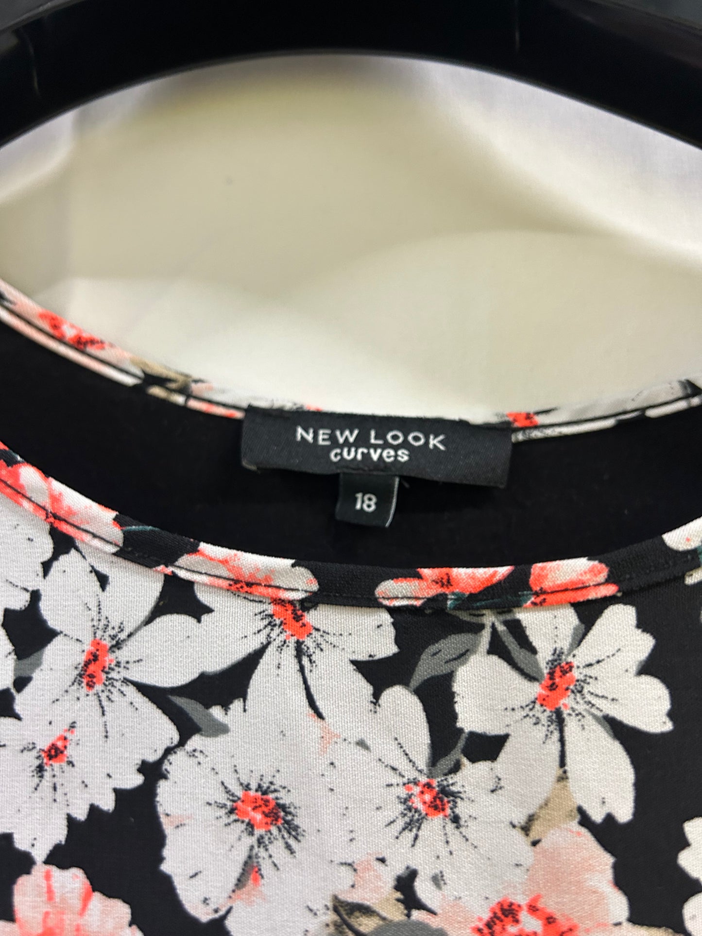 Ladies Size 18 New Look Orange and White Flower Top