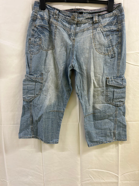 Ladies Size 12 Blue Shorts 3/4 leg cropped