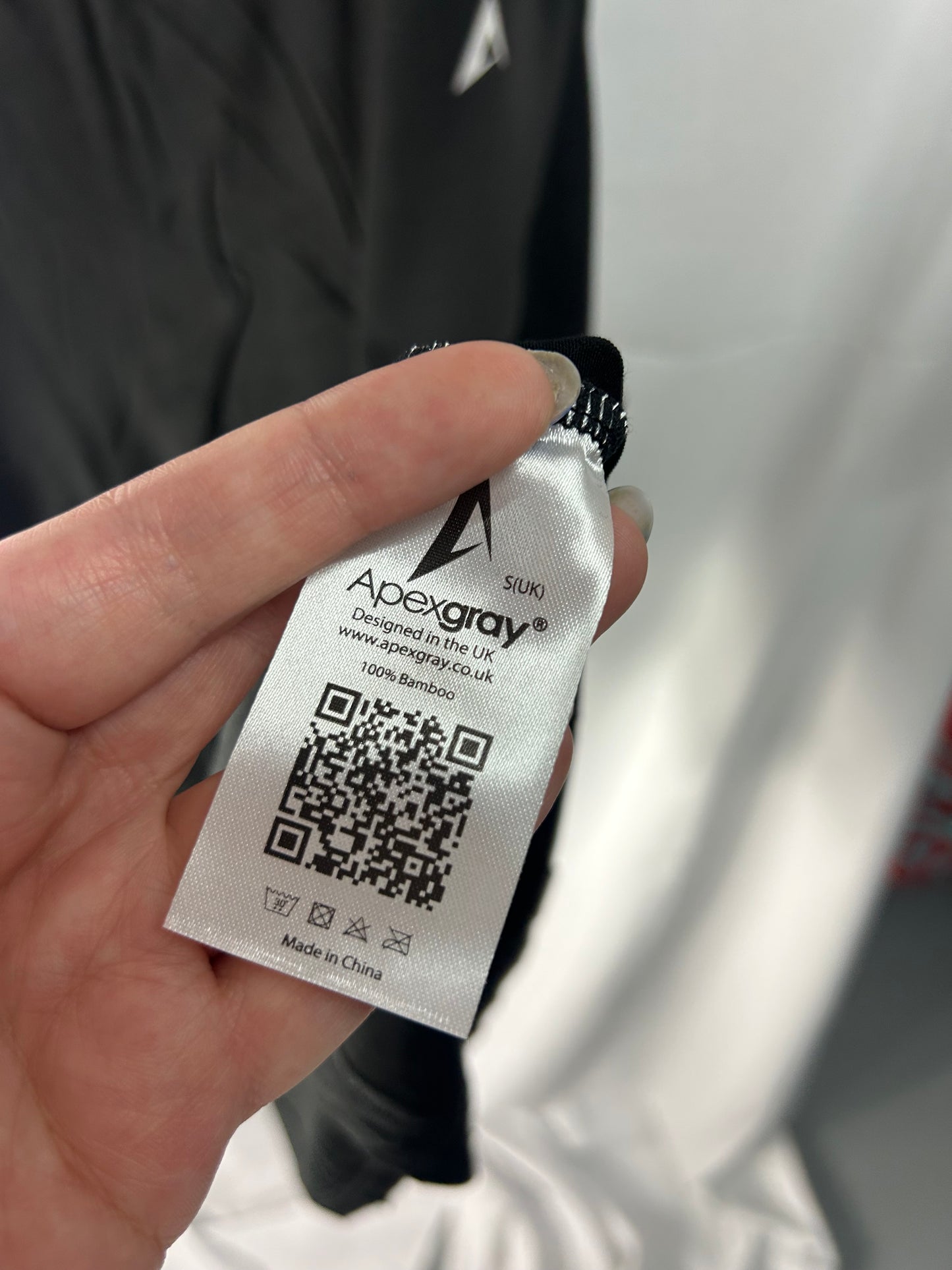 Men’s size S Small - Black Apex Sports Vest