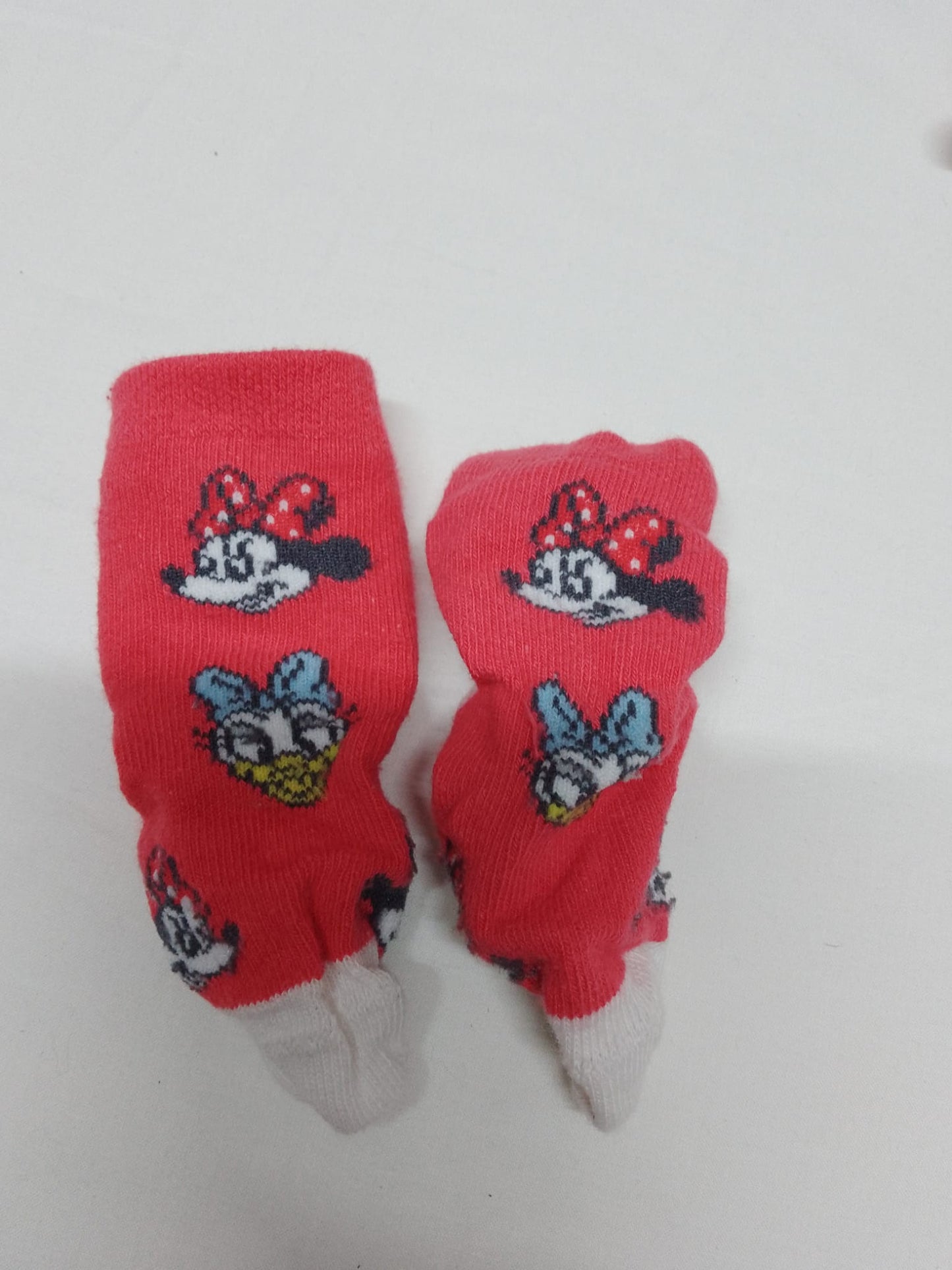 Baby 0-6 months red socks