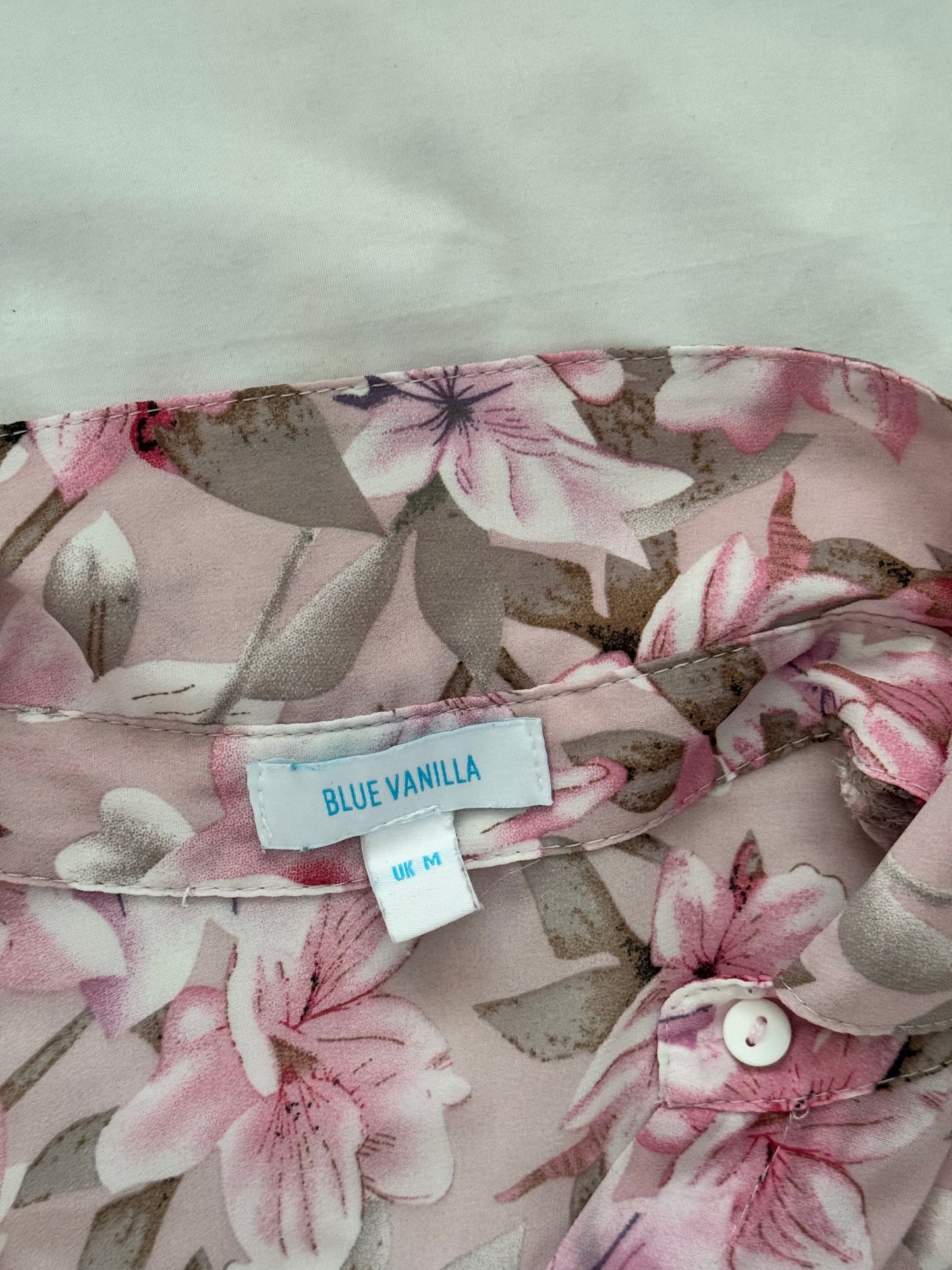 Ladies size medium - ‘Blue Vanilla’ pink floral top shirt