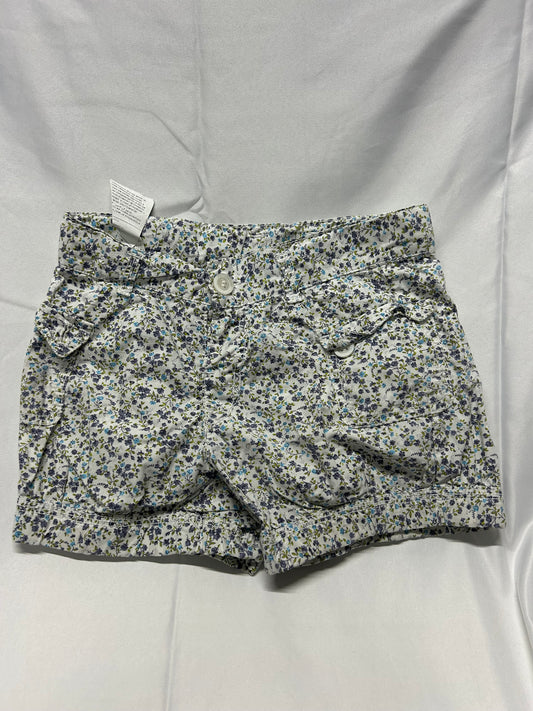 Kids 4-5 'United Colours' White w Black Flowery Shorts