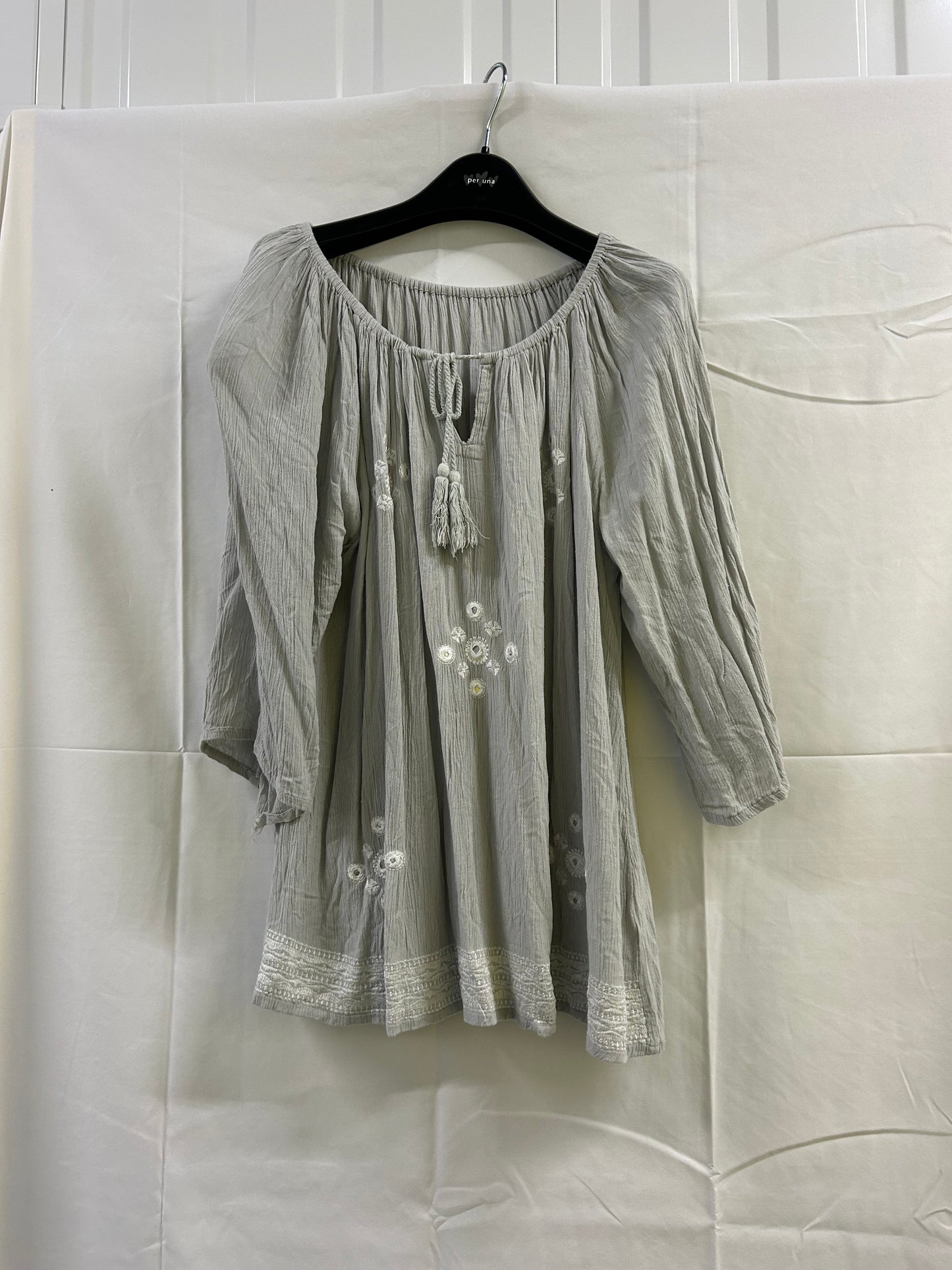 Ladies Size 20 Grey Holes Design Top