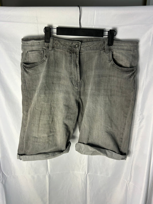 Ladies size 18 - Nutmeg grey denim shorts