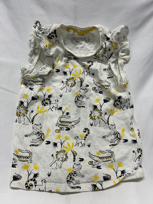 Kids 4-5 Animals on White Tshirt with yellow M&S