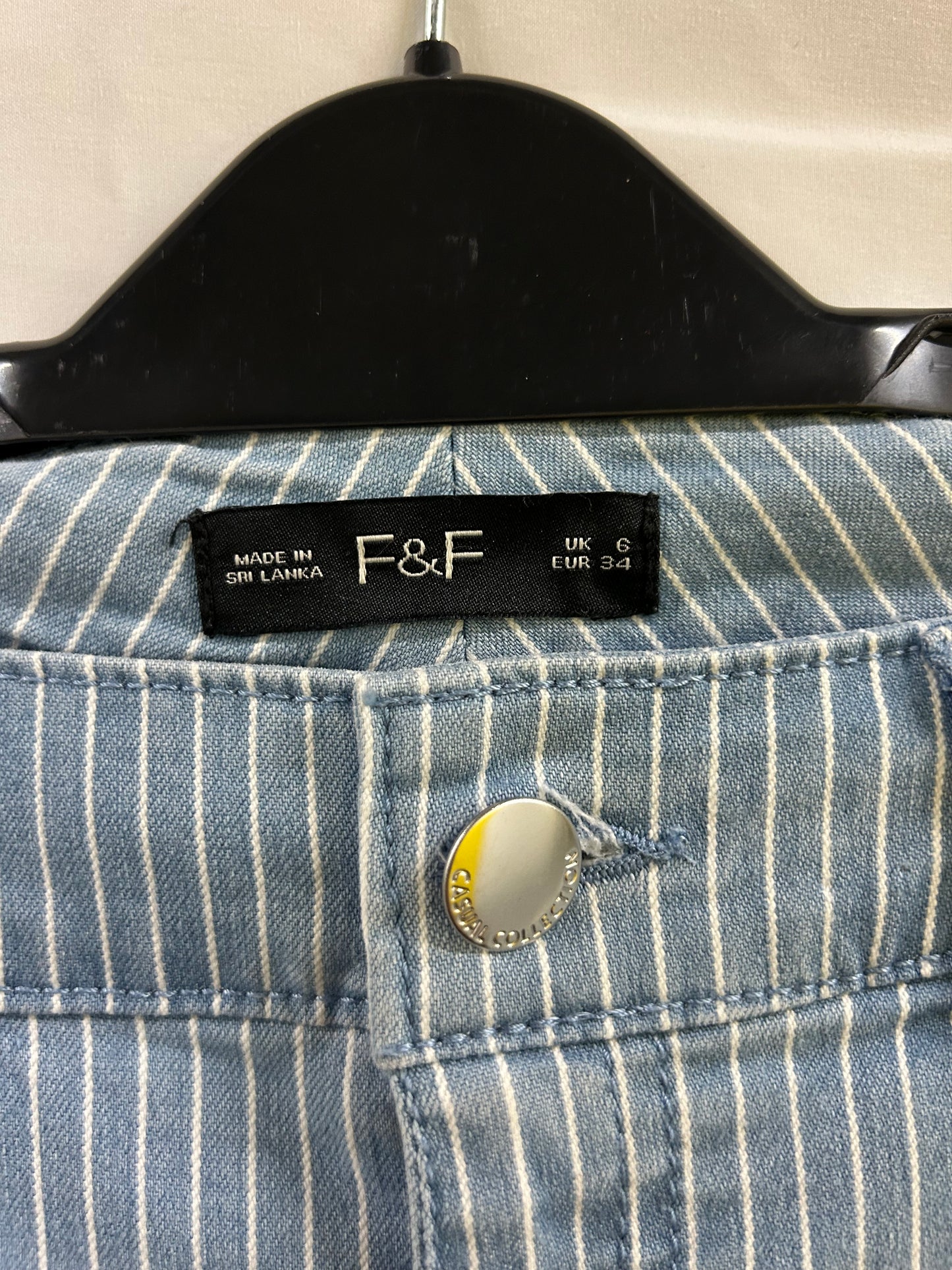 Ladies Size 6 Blue and White Stripey F&F Long Shorts