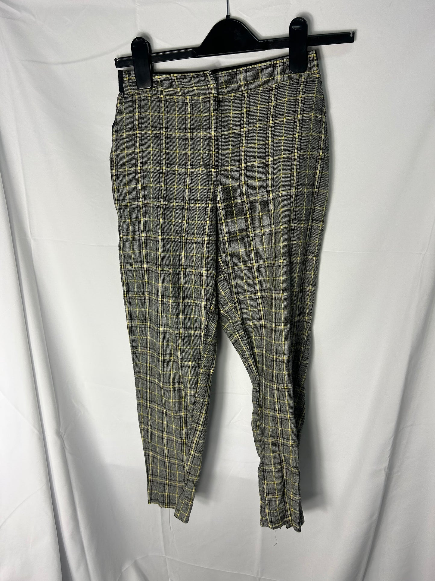 Ladies size 6 - Primark grey checkered trousers