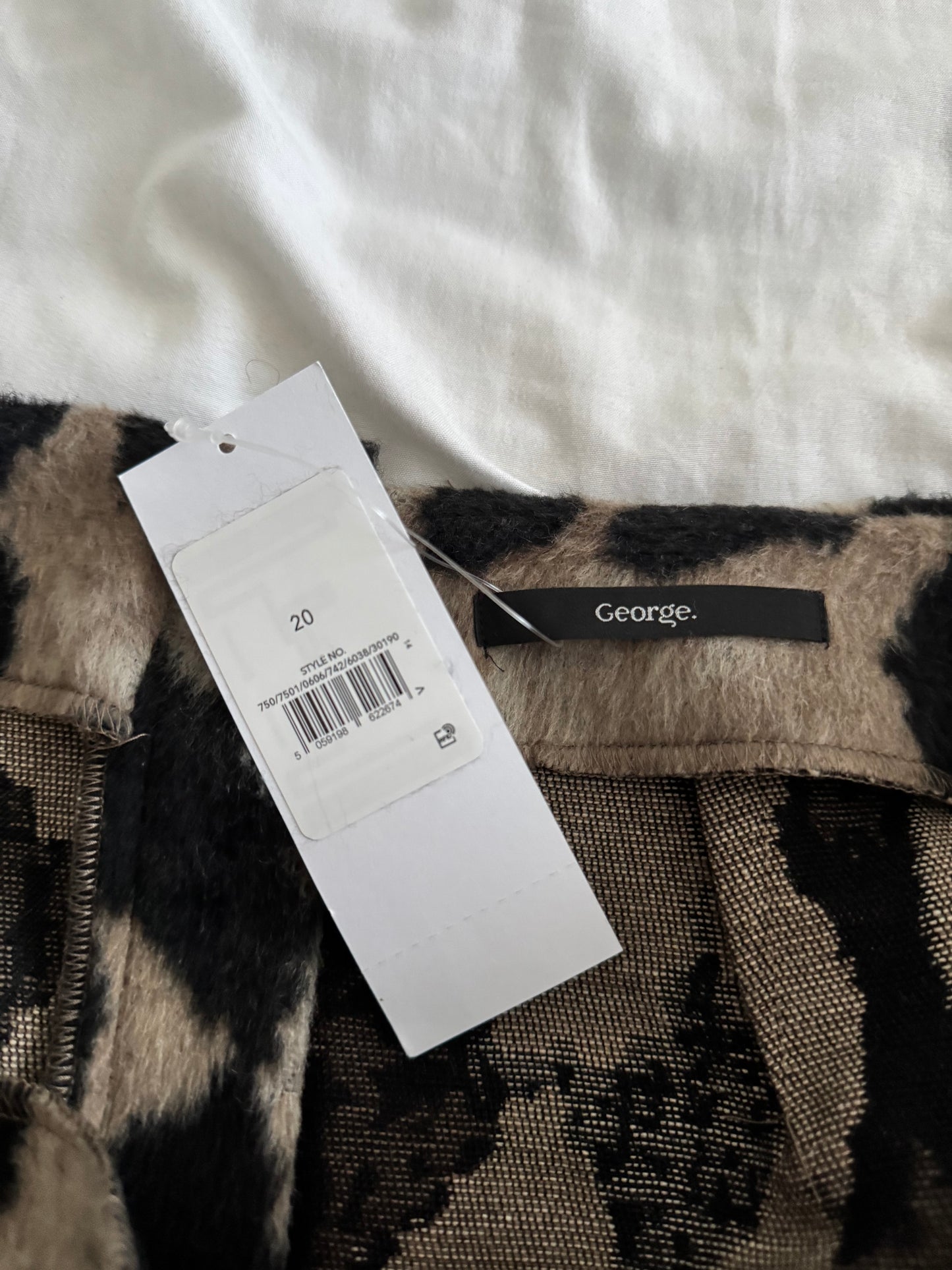 Ladies size 20 - George - animal print skirt