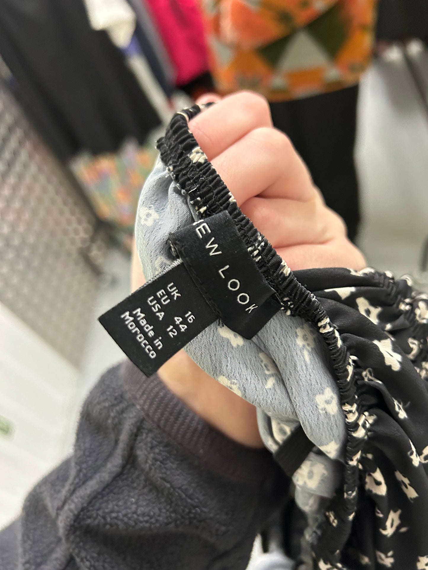 Ladies Size 16 - New Look - Black and White Ditsy Floral Top