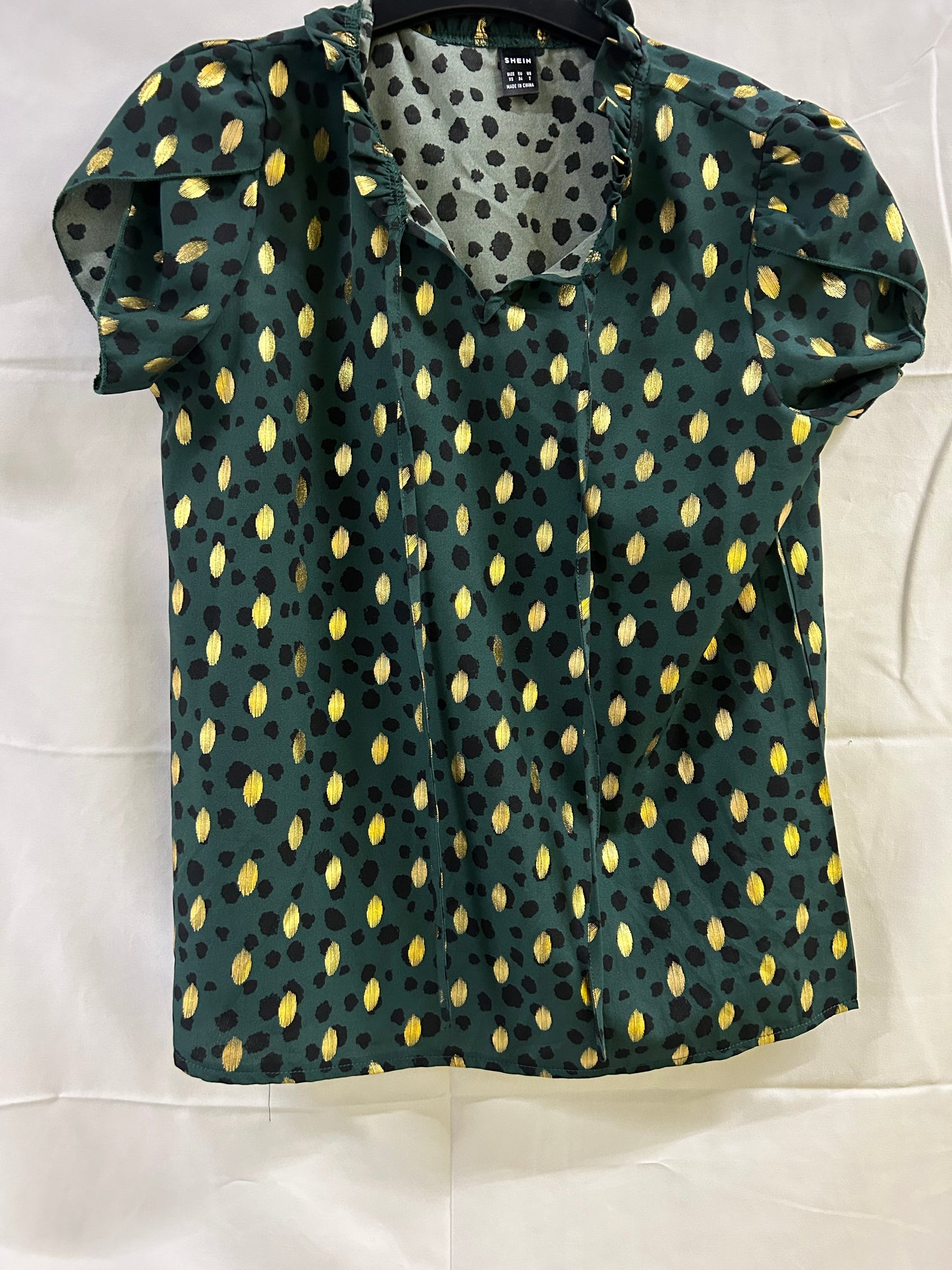 Ladies Size 4 - Green and Gold Spots - Shein Tshirt