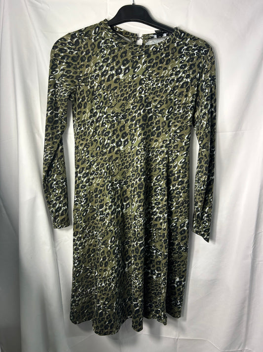 Ladies Maternity Dress - Size 8 - Green Animal print