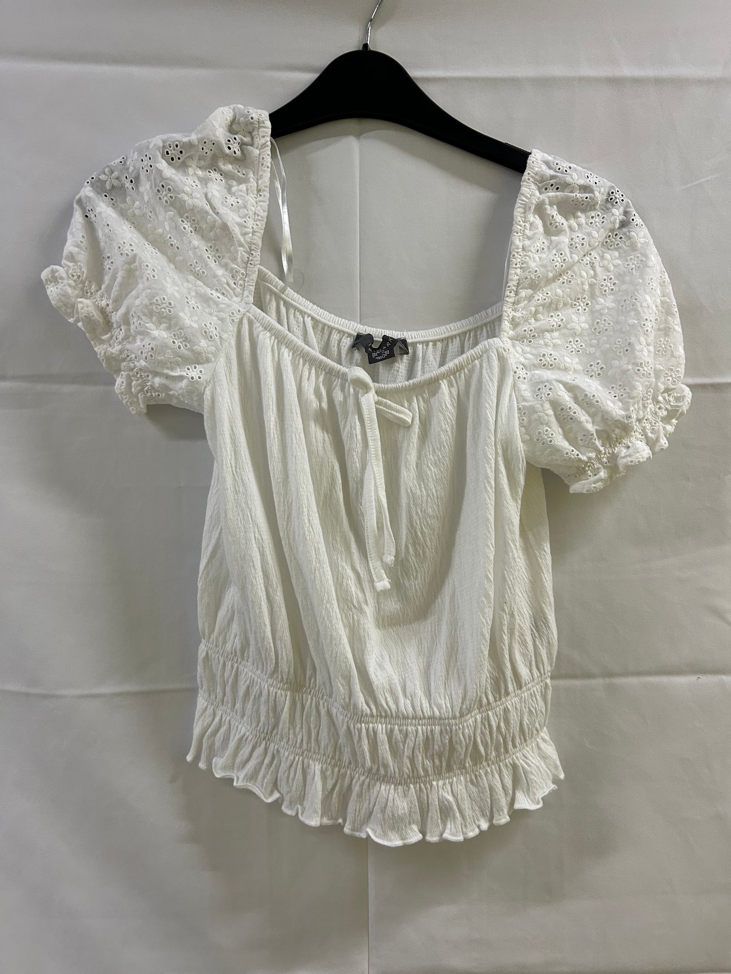 Ladies Size 4 White Primark Crop Top