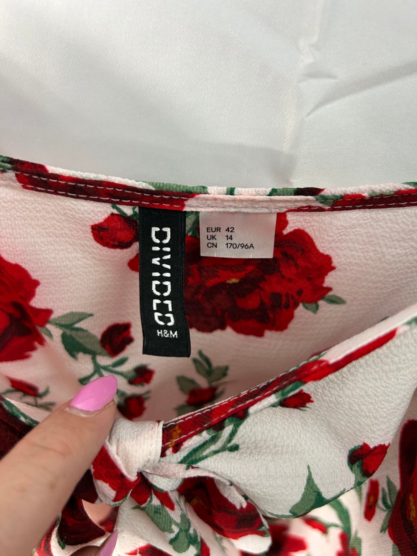 Ladies size 14 - h&m red flower crop top (off the shoulder)
