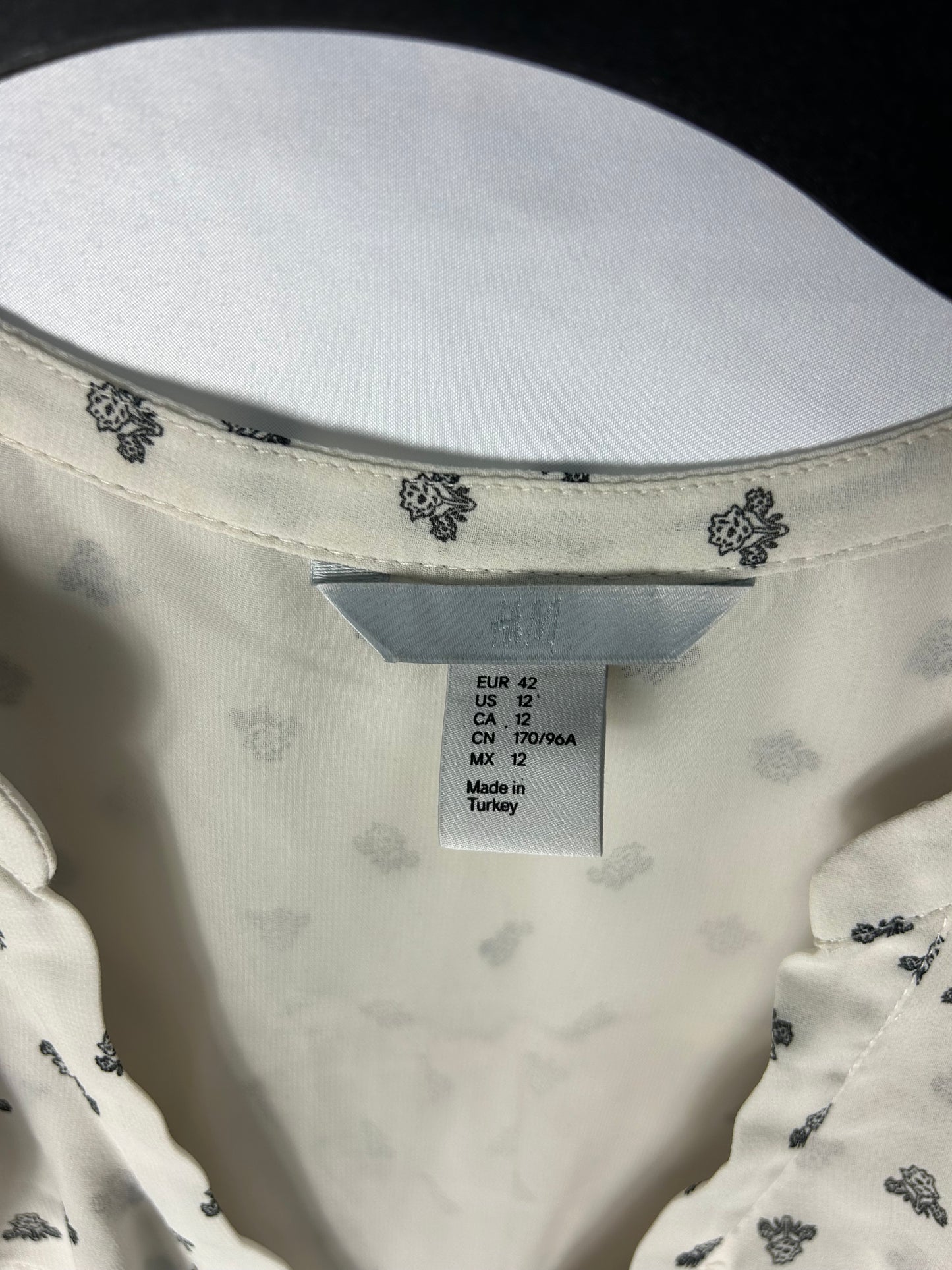 Ladies size 12 - H&M white patterned dress