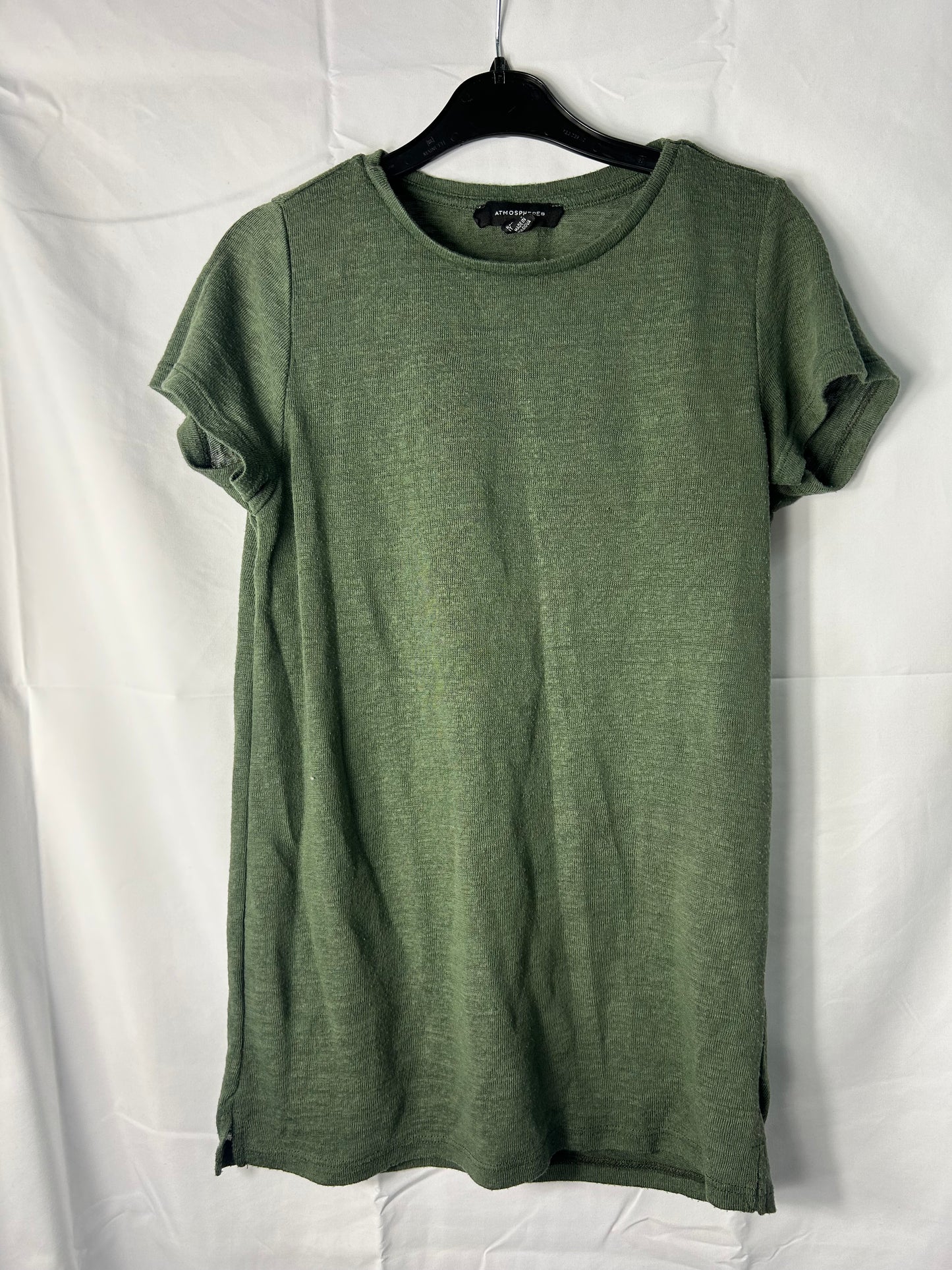 Ladies size 6 - Green long t-shirt