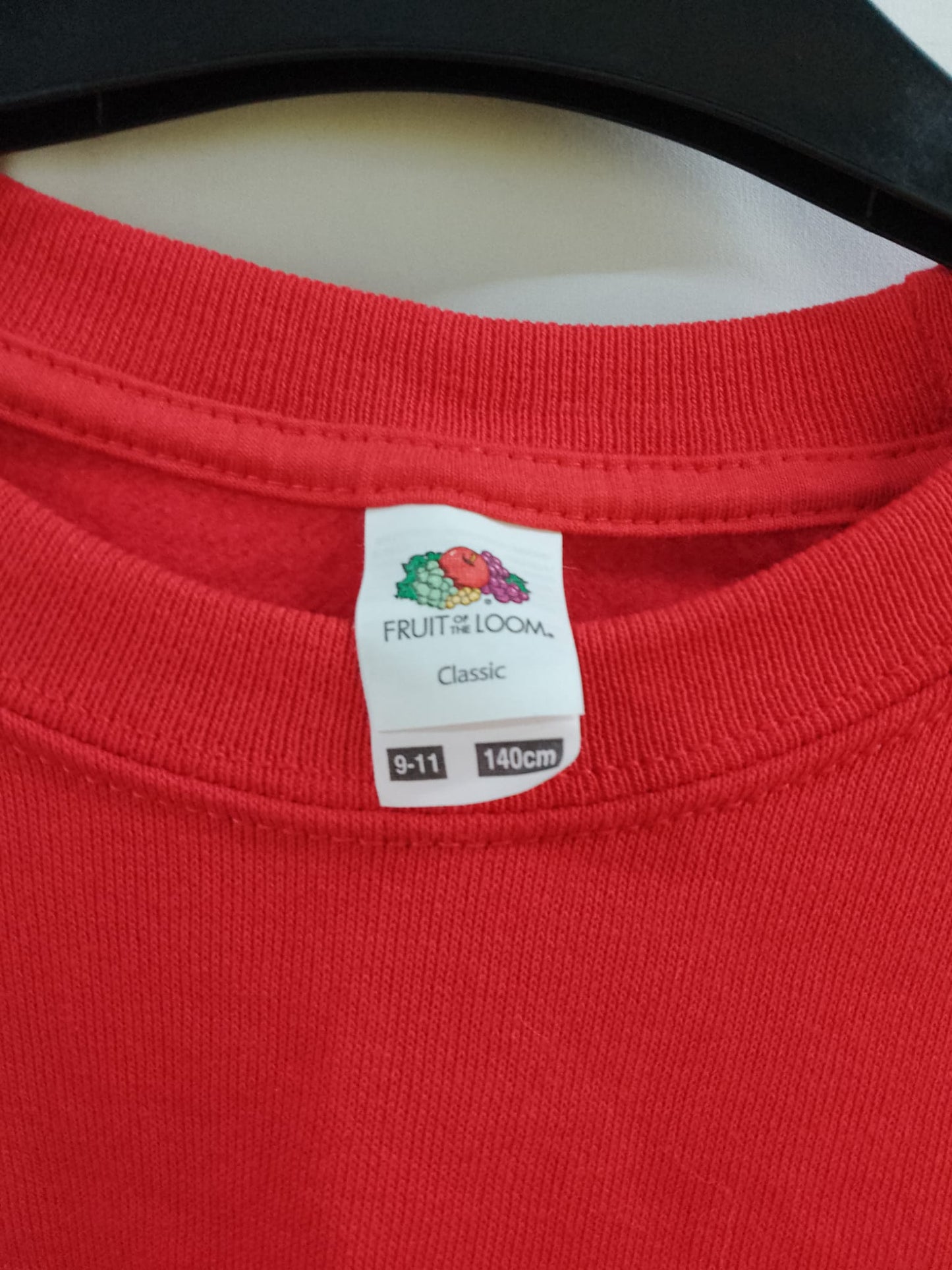 Kids age 9-11 - Red Jumper