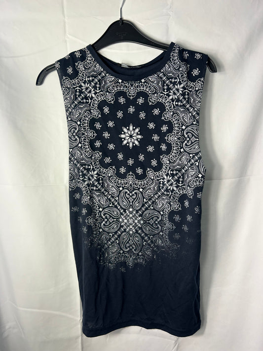 Ladies size 6 - Armosphere Navy paisley patterned vest top