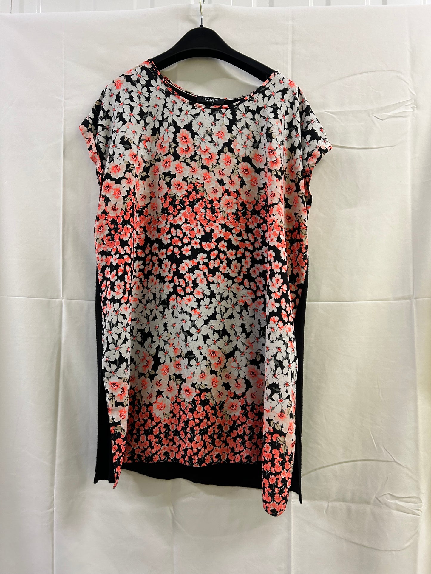 Ladies Size 18 New Look Orange and White Flower Top