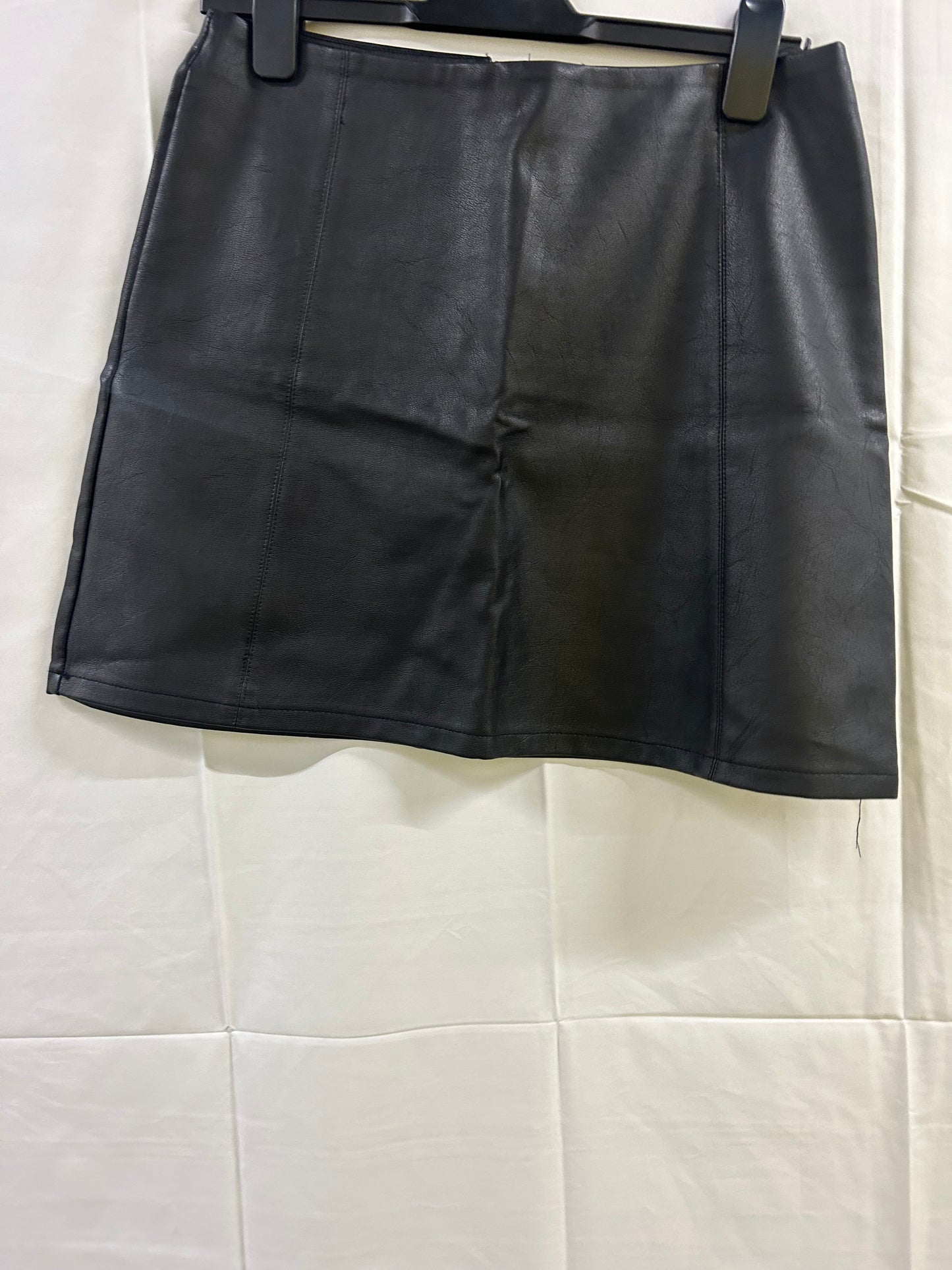 Ladies Size 12 Black Leather Skirt