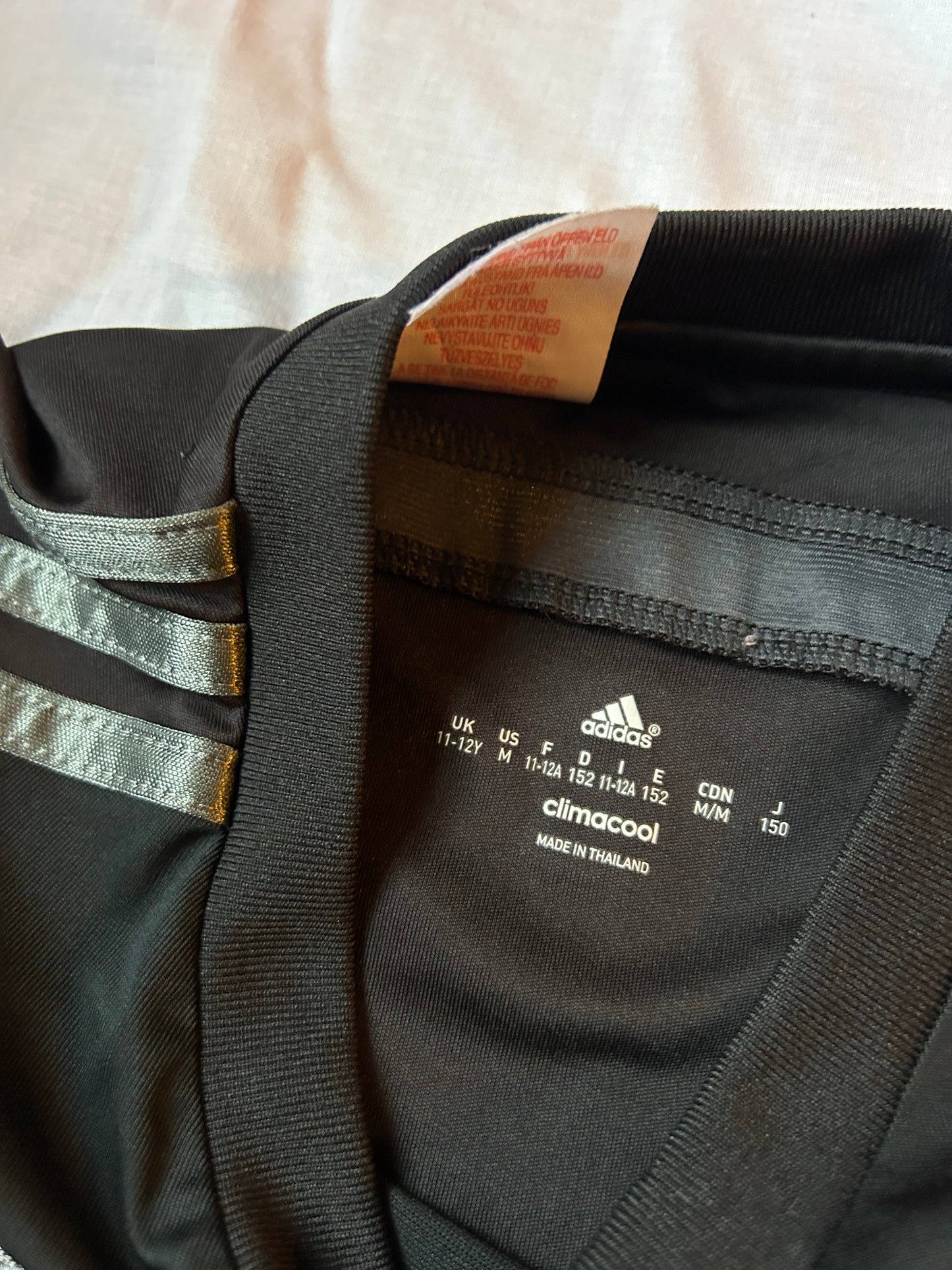 Kids Age 11-12 Adidas Football Tshirt Black