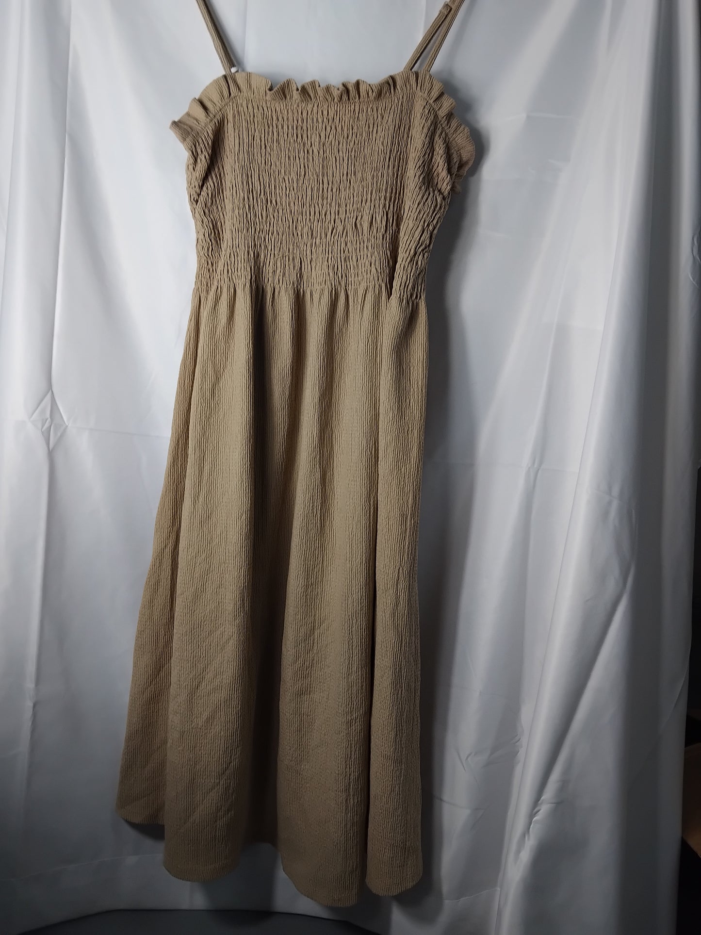 Ladies Long Khaki H&M dress - Size XL