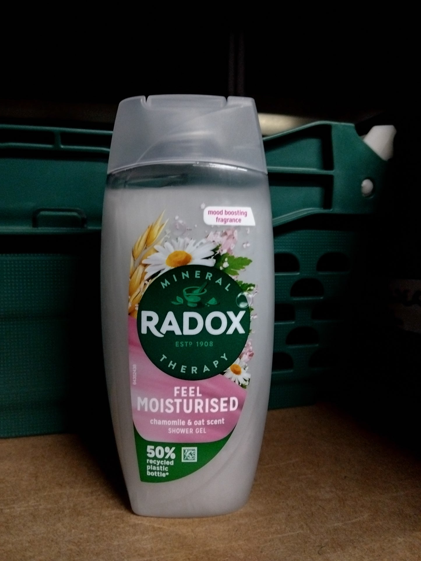 Radox Shower Gel Feel Moisturised