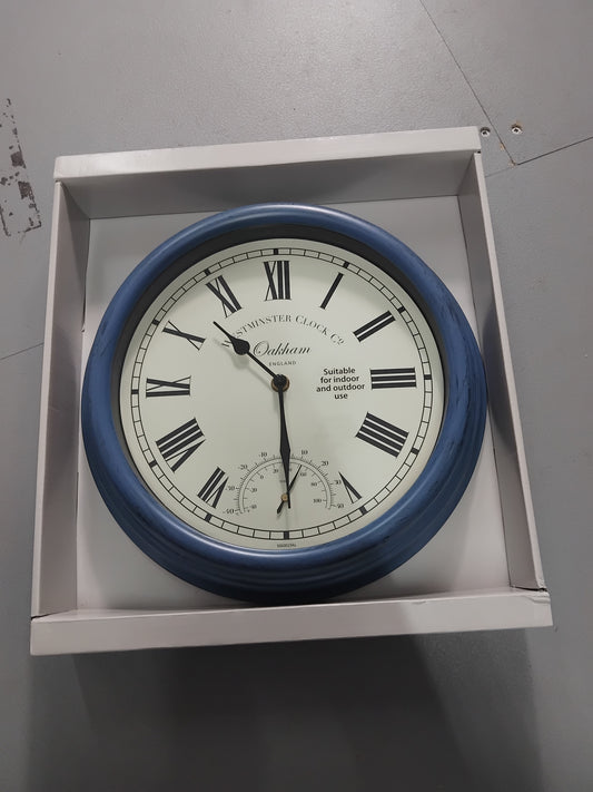 Wall clock blue