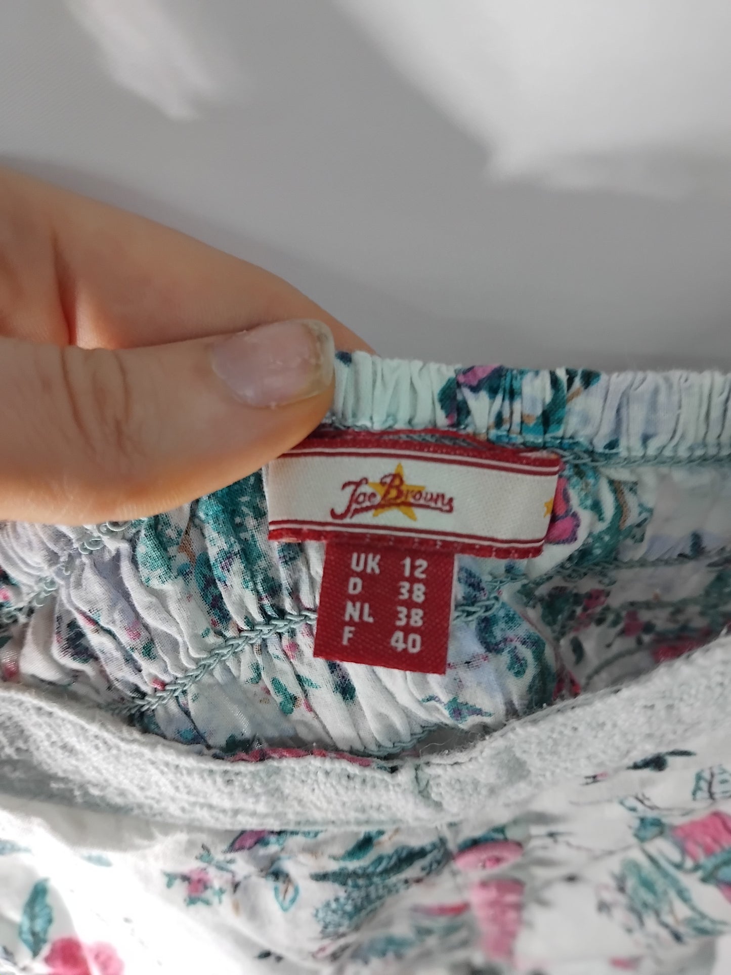 Ladies dress - Joe Brown's white floral raggedy hem dress - Size 12