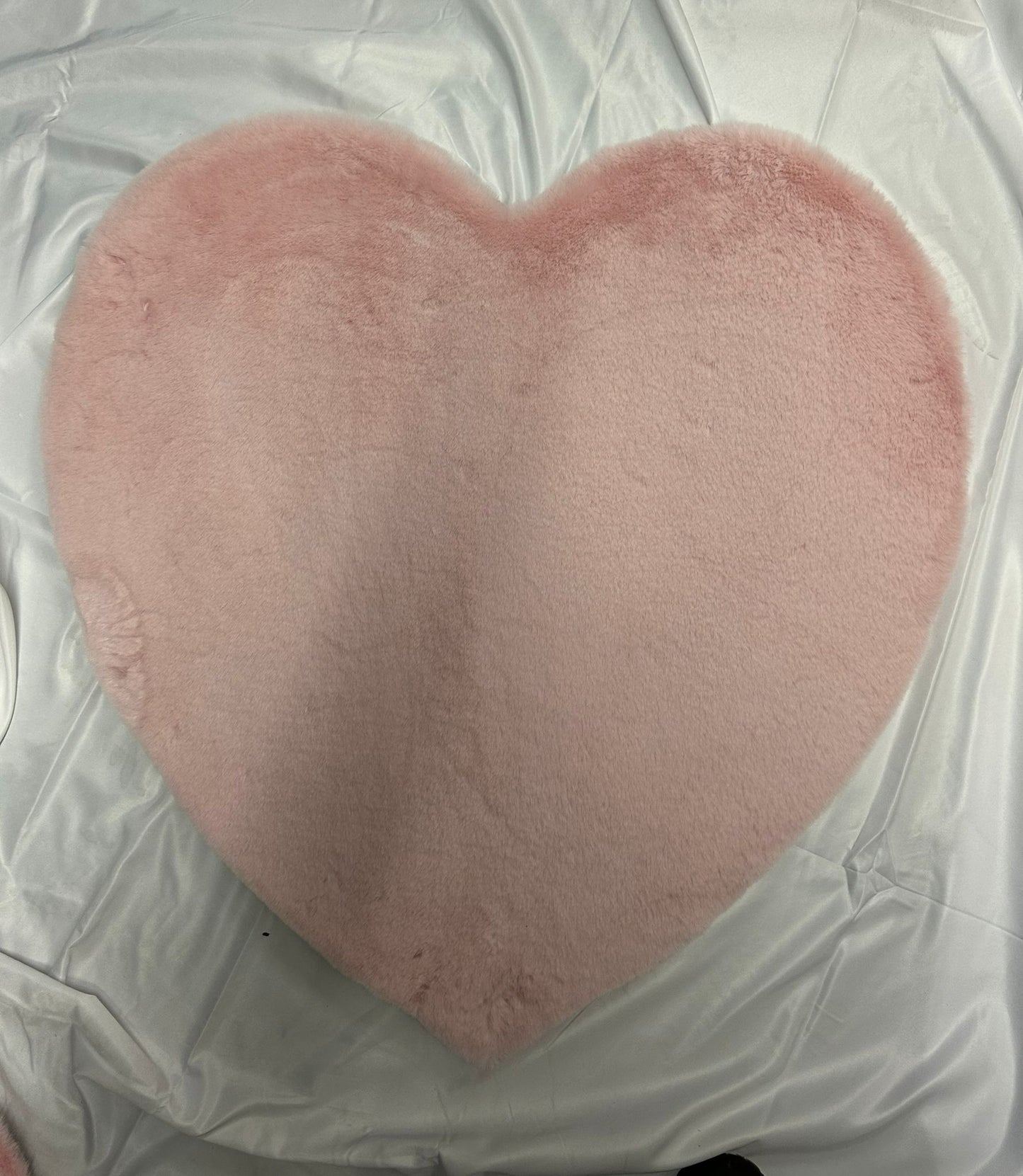 Rug pink heart