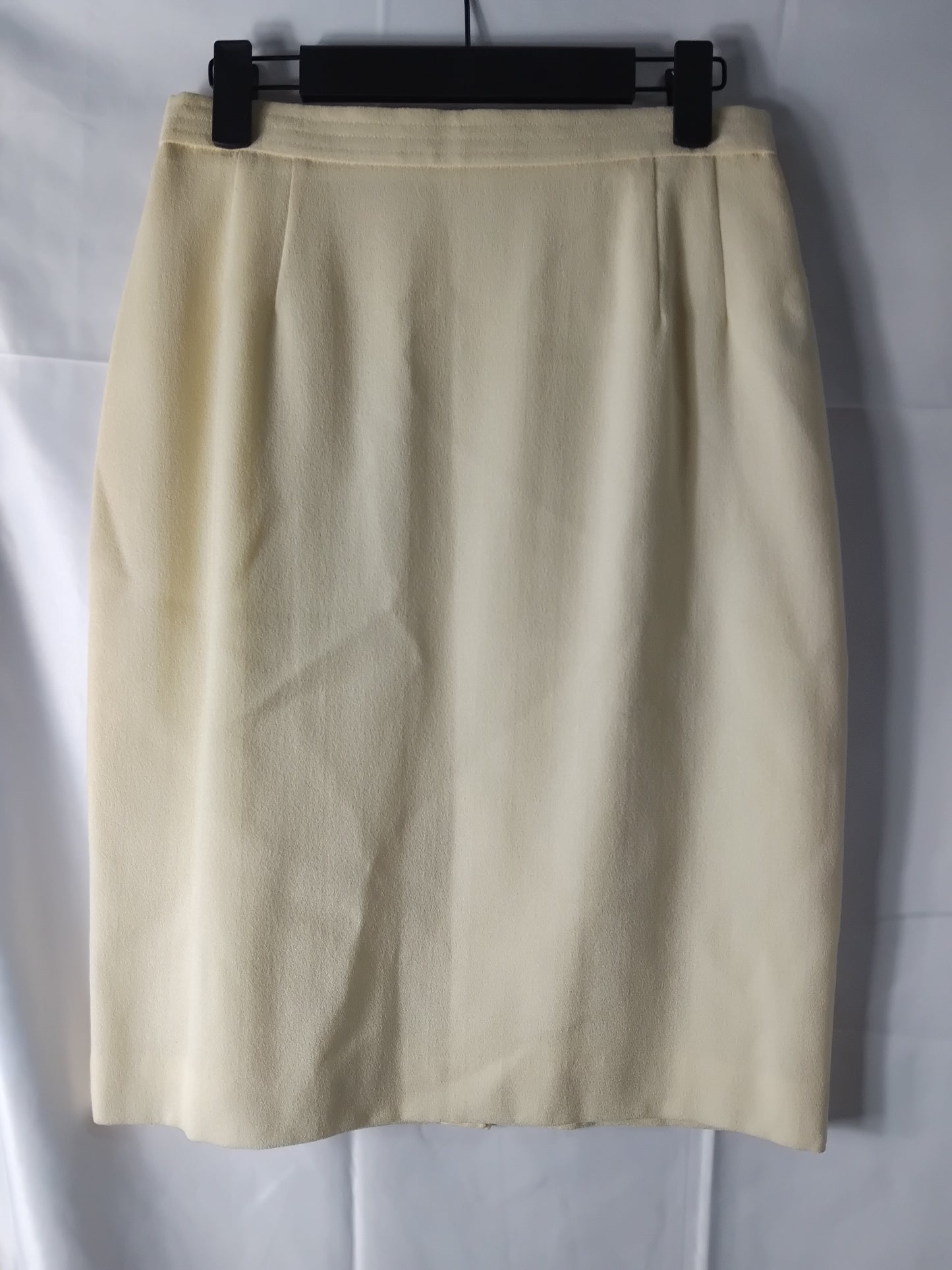 Ladies Liz Claibourne Cream Skirt - Size 8