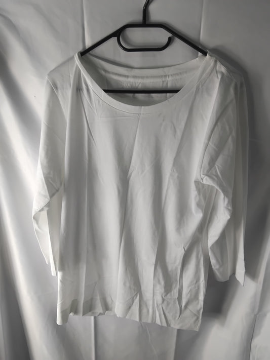 Ladies top white long-sleeved  - Size 14