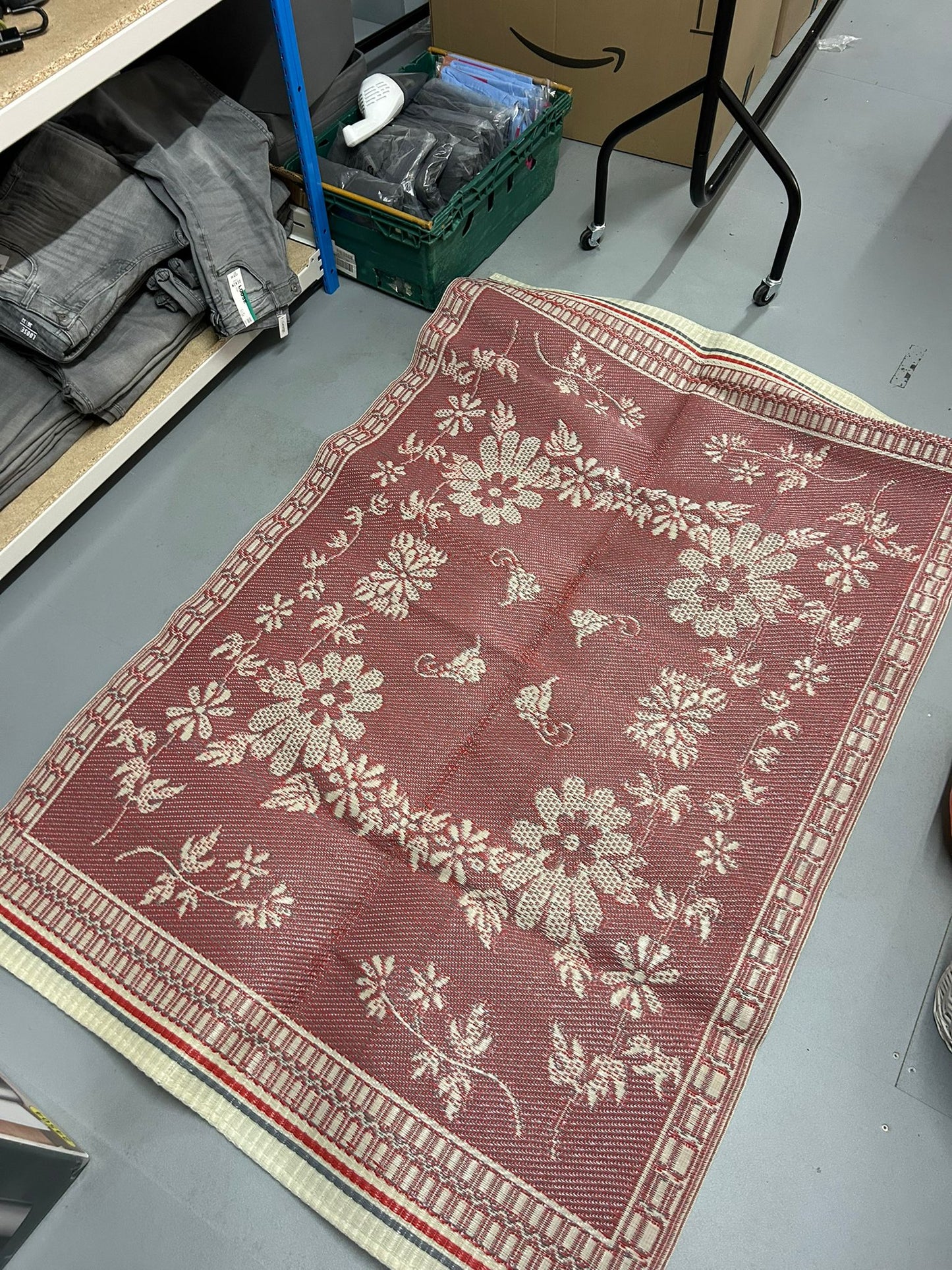 Outdoor rug pink floral plastic