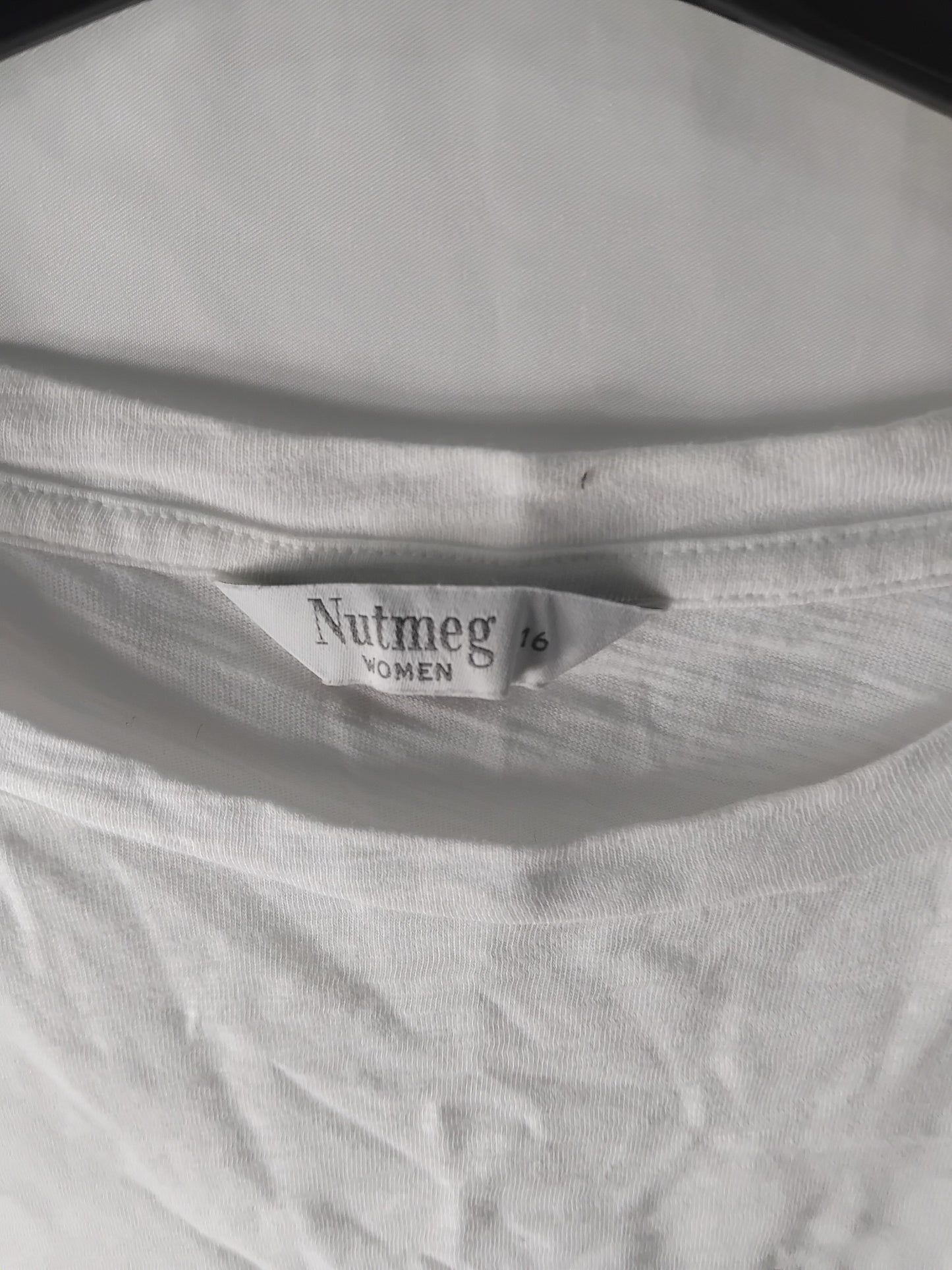 Ladies top Nutmeg white tee Liberté  - Size 16