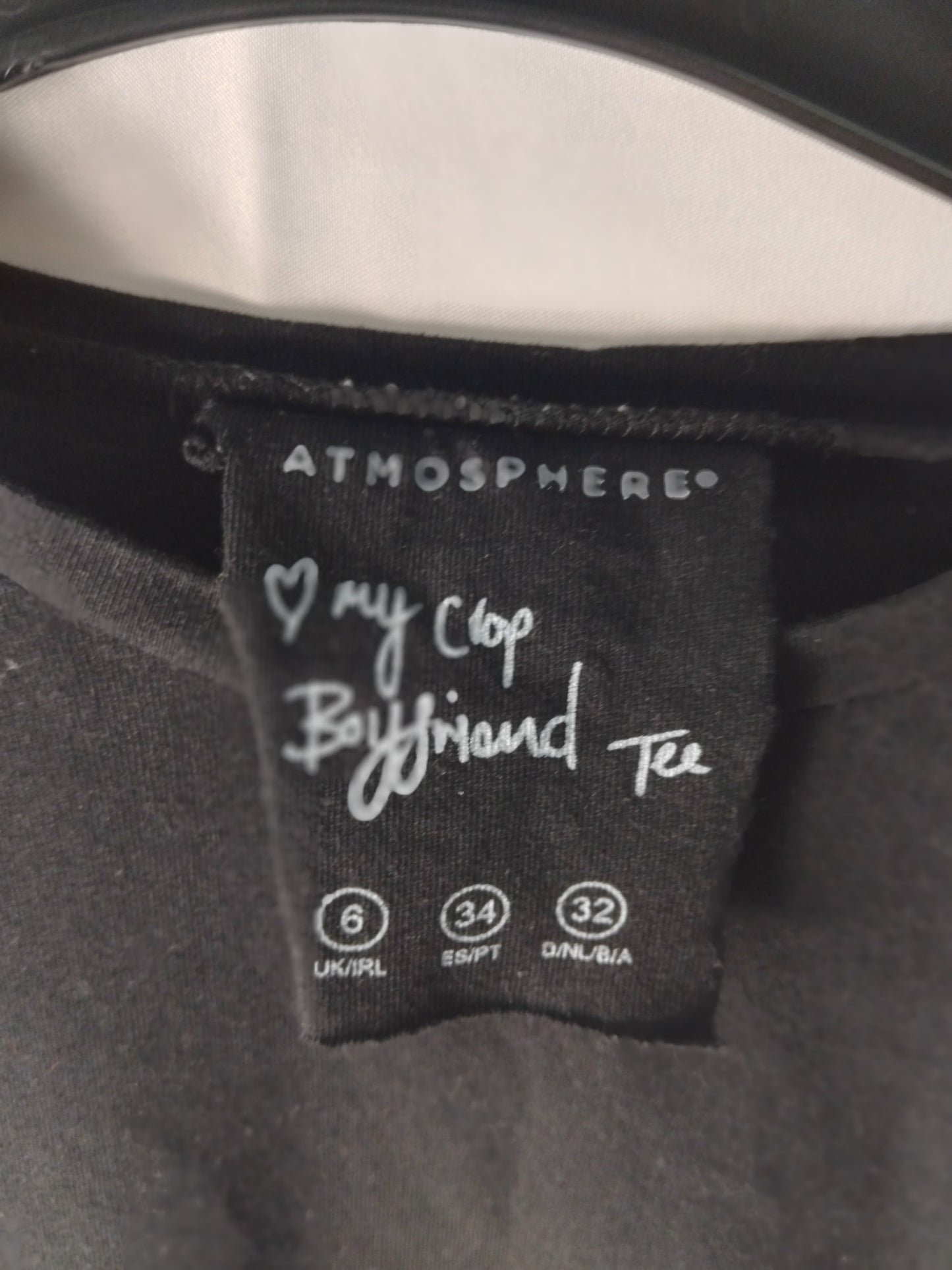 Ladies Atmosphere Cropped black t-shirt - Size 6