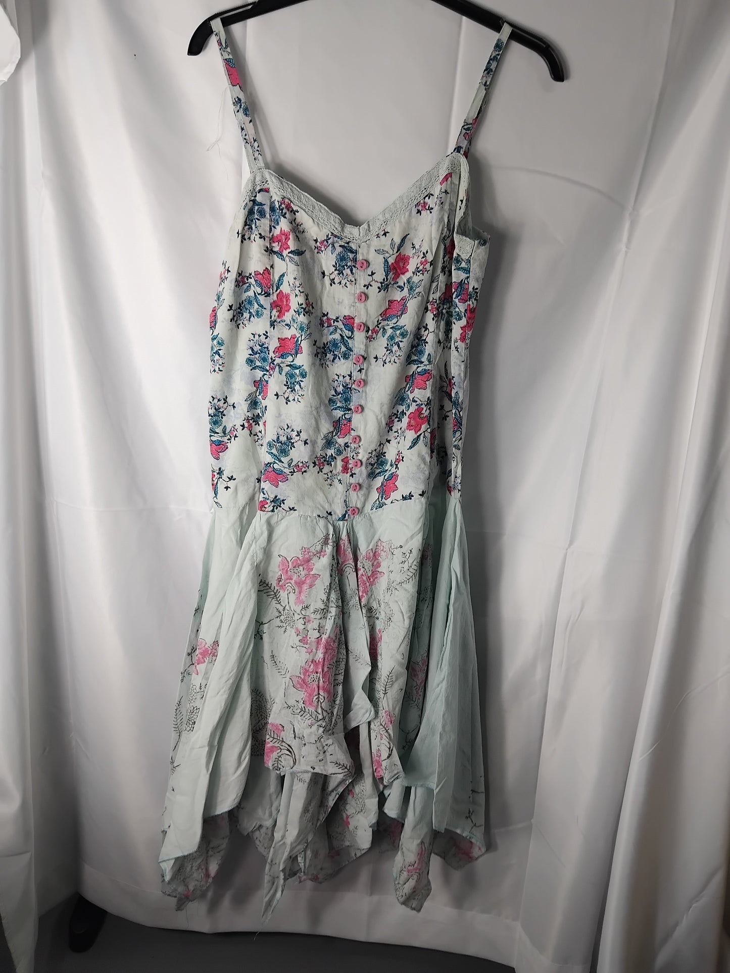Ladies dress - Joe Brown's white floral raggedy hem dress - Size 12