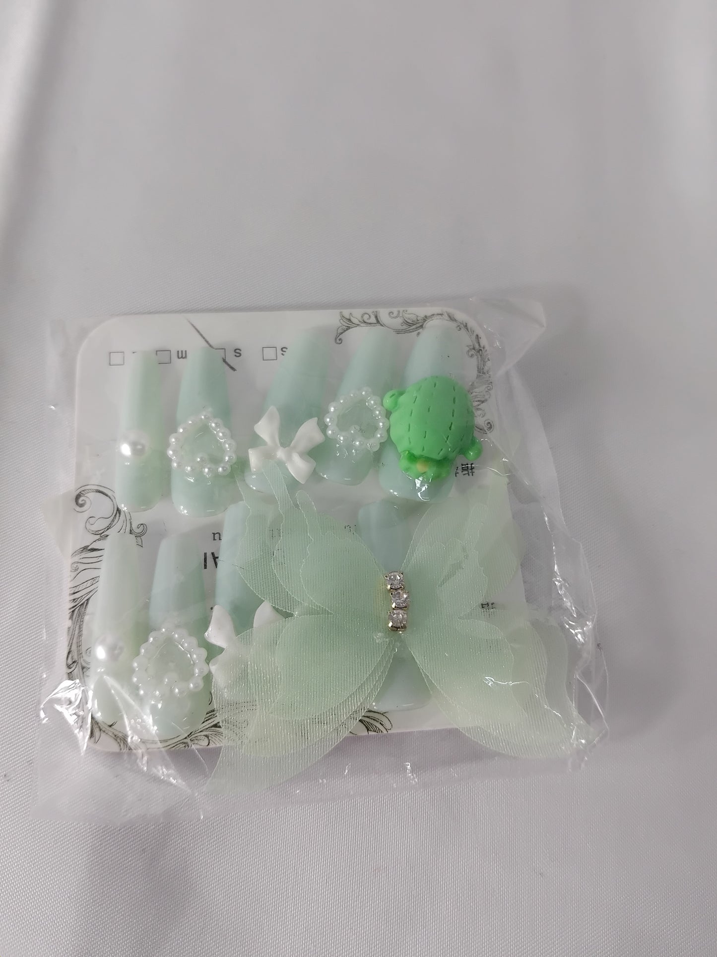 False nails - Mixed Designs - Size Small (teenager / young adult)