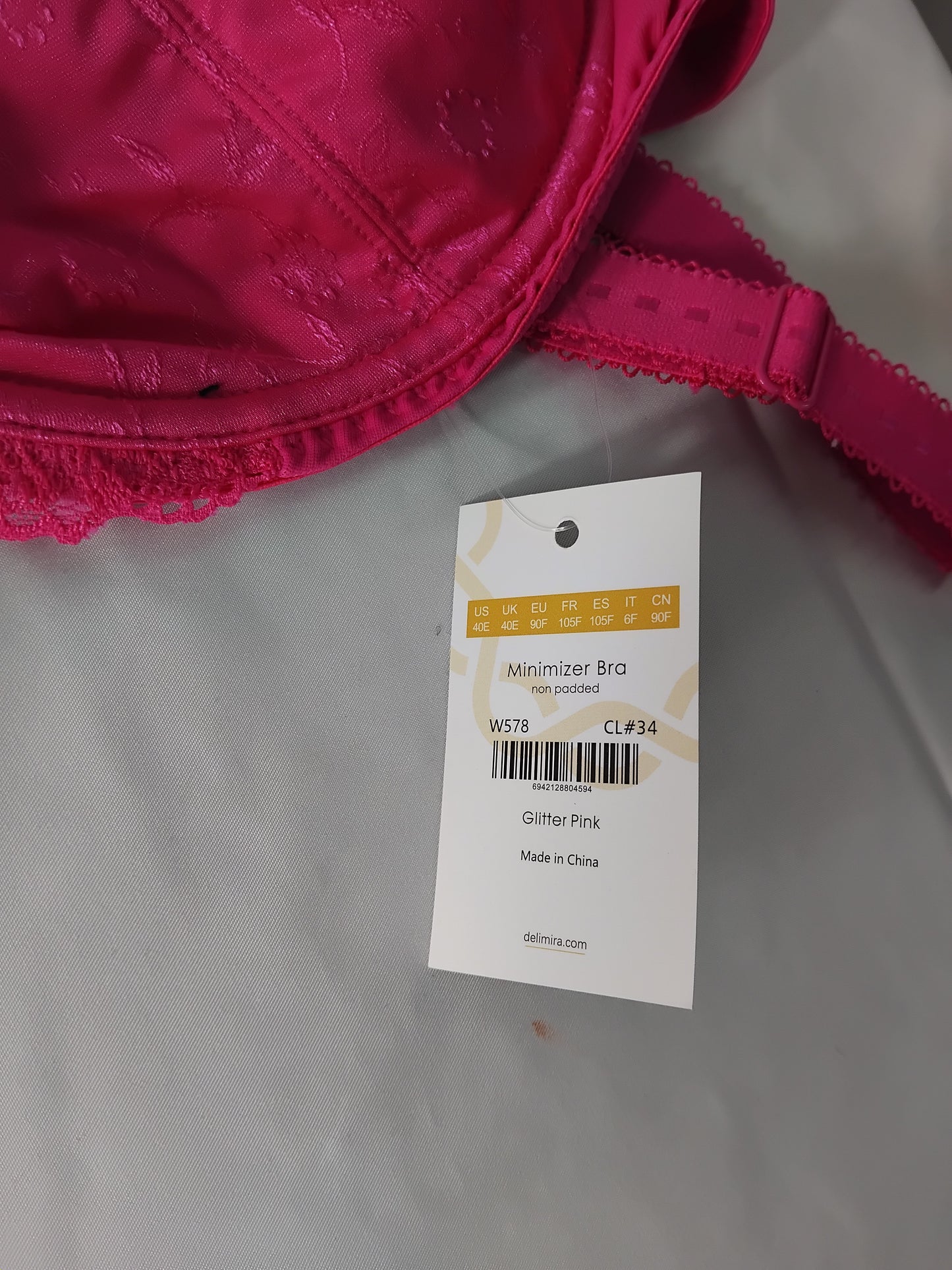 Ladies Bra Pink Silky - Size 40E