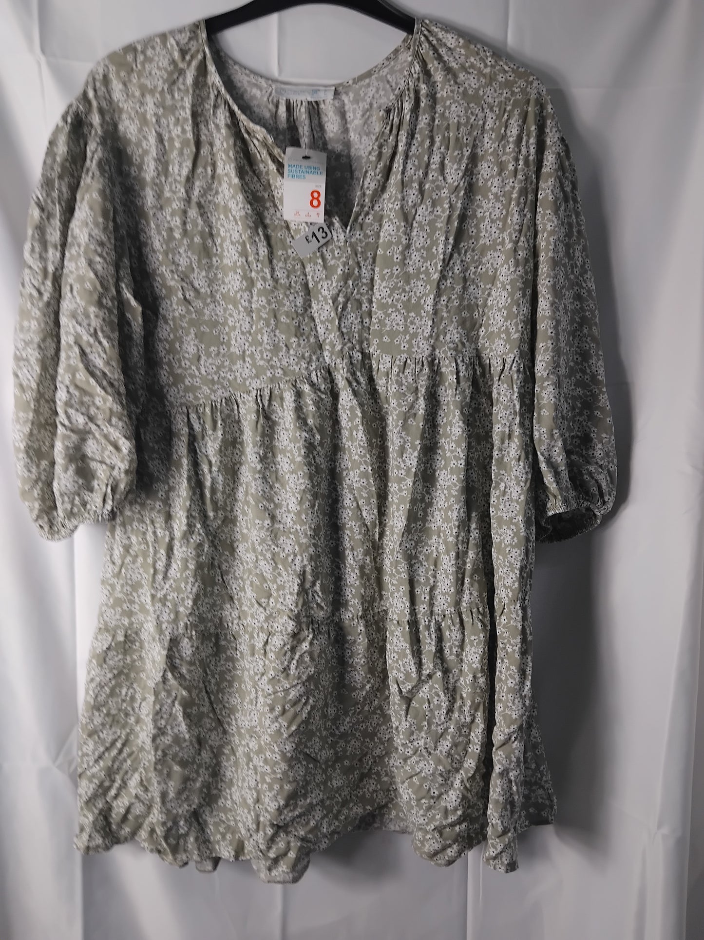 Ladies NEW Primark Green floral blouse - Size 8