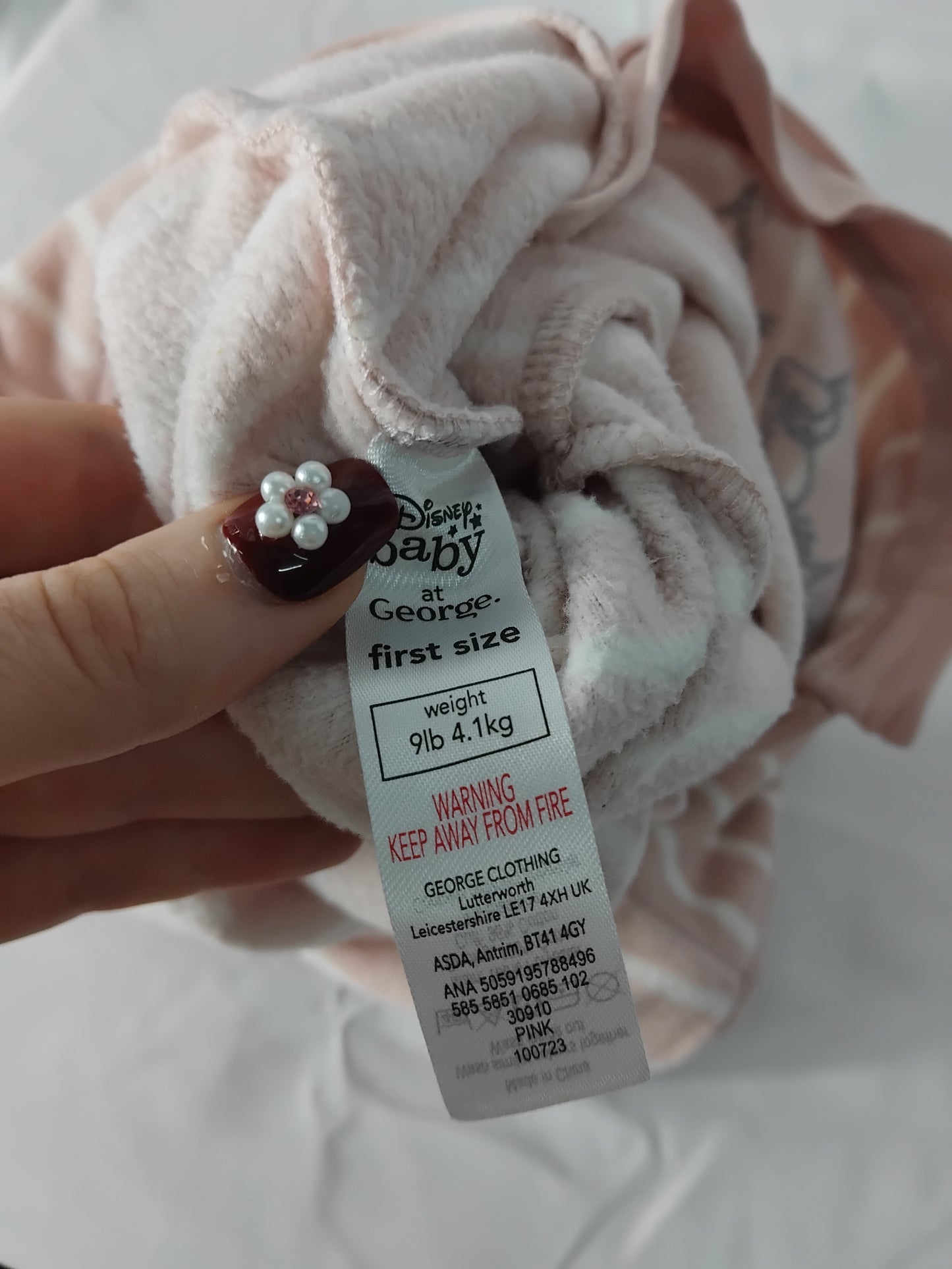 Babies (9lb / 4.1kg) George winnie the pooh pink and white fleece babygrow