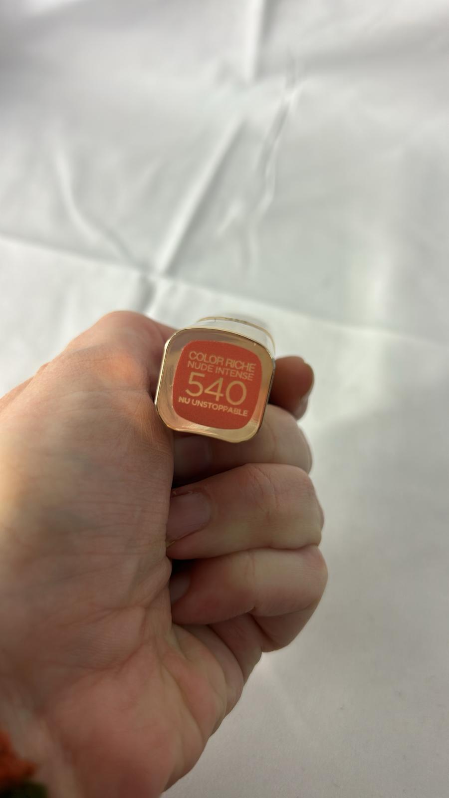 Lipstick - Colour Riche Nude Unstoppable