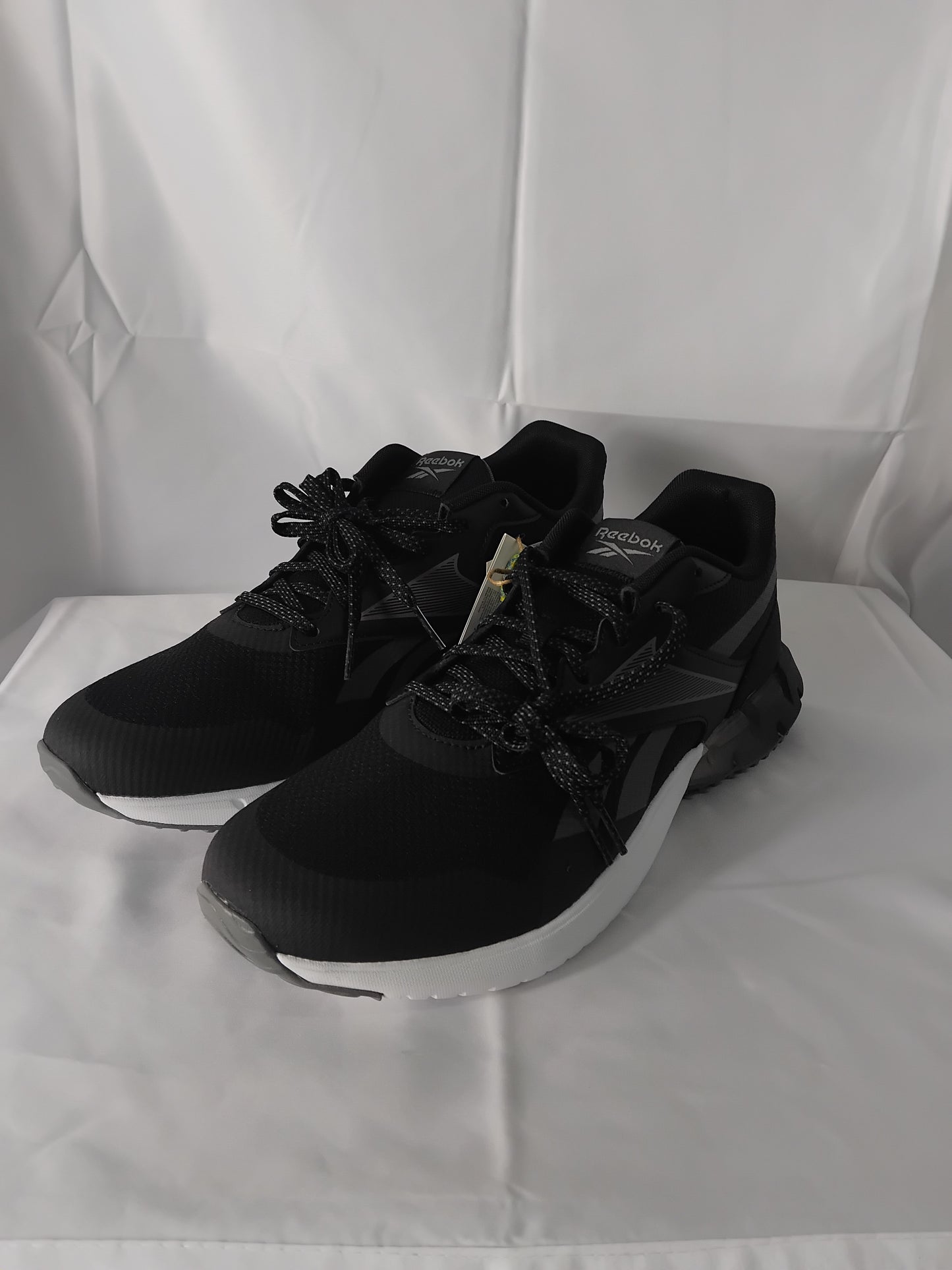 Men's Reebok black trainers - Size 8½ / 8.5