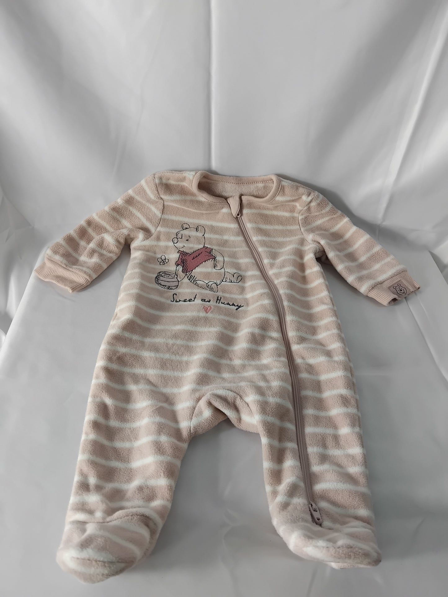 Babies (9lb / 4.1kg) George winnie the pooh pink and white fleece babygrow